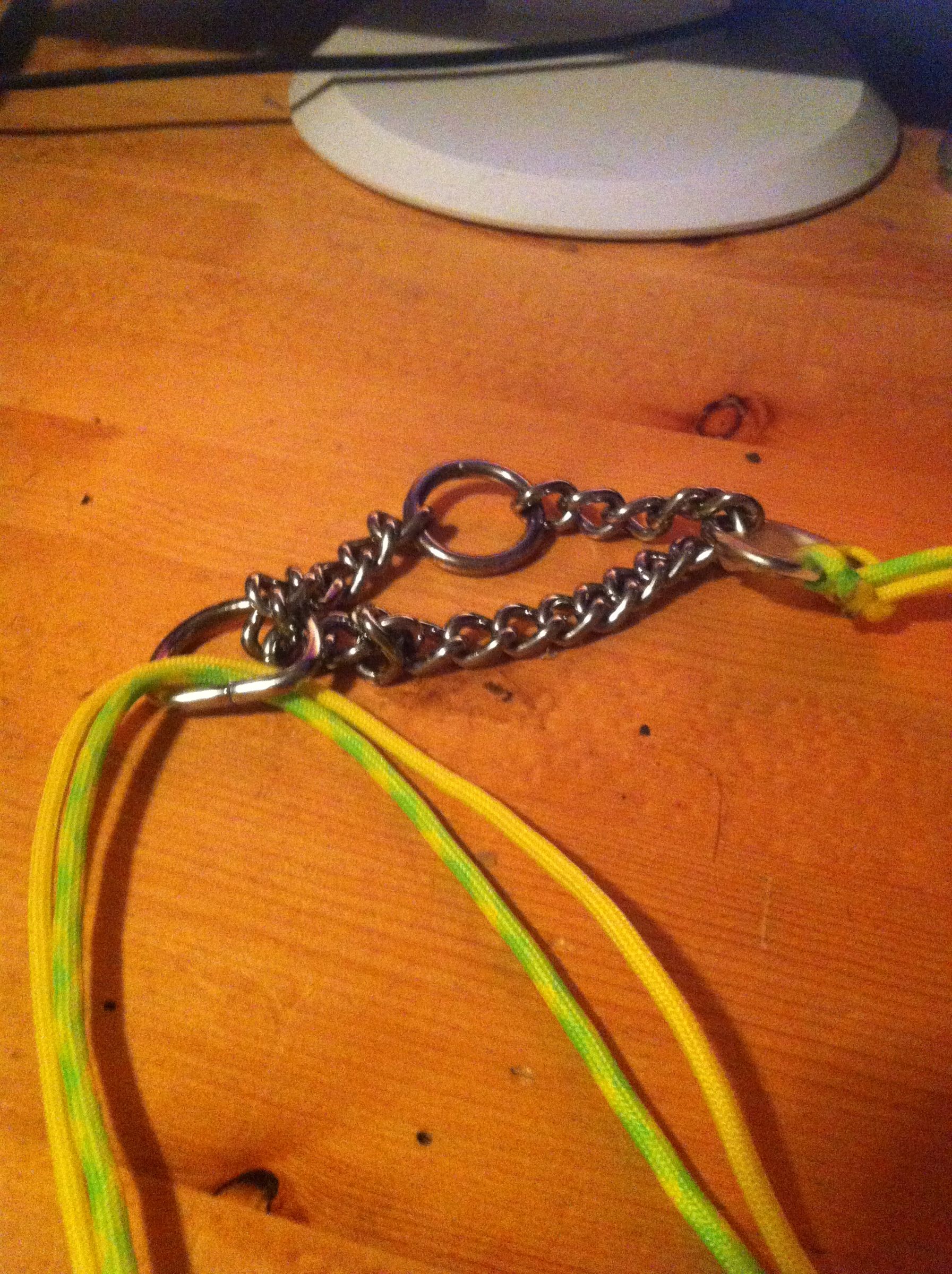 paracord choker collar