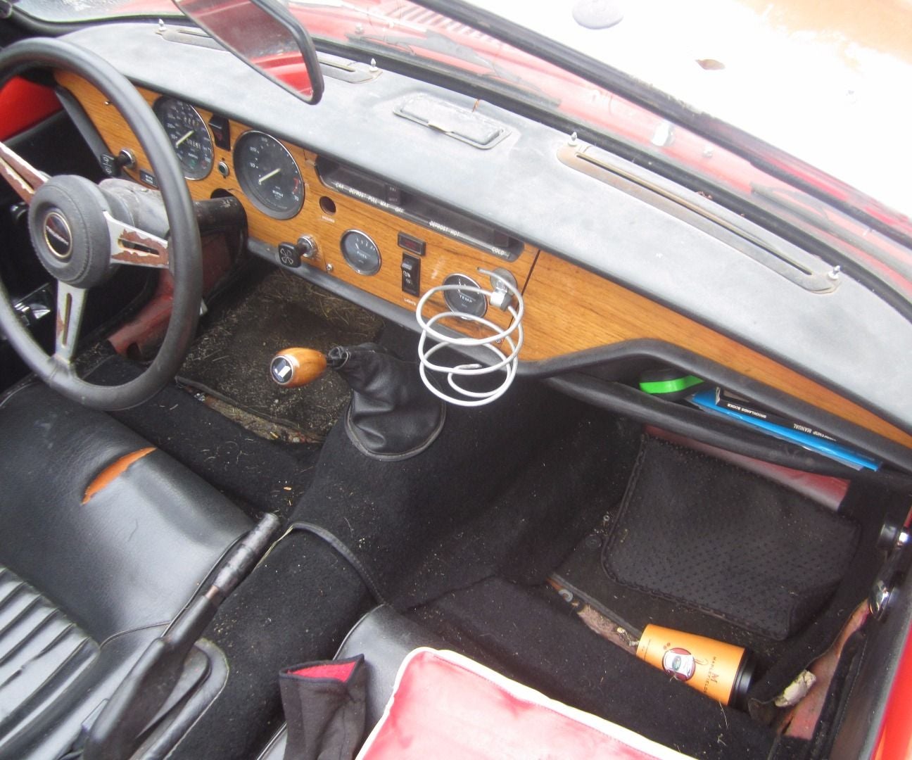 Floor Standing Cup Holder