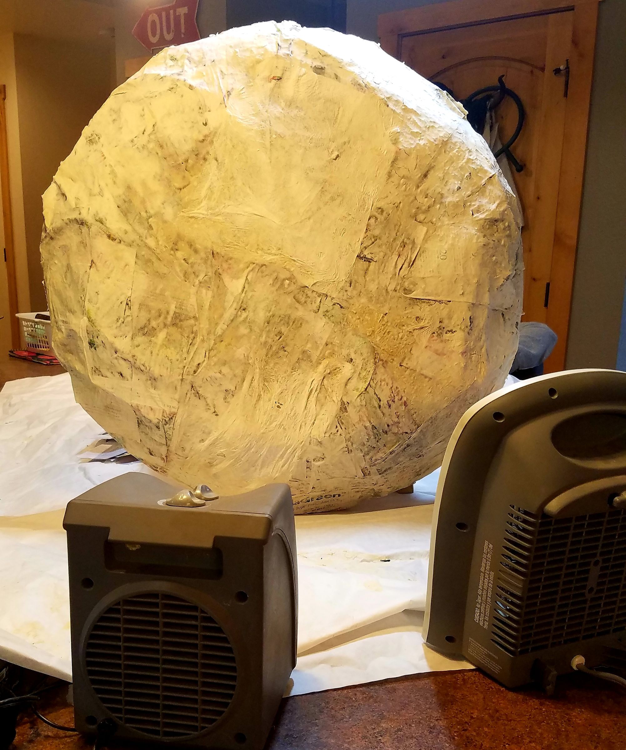 How to Make a Paper Mache Moon Wall Hanging 9 Steps (with Pictures