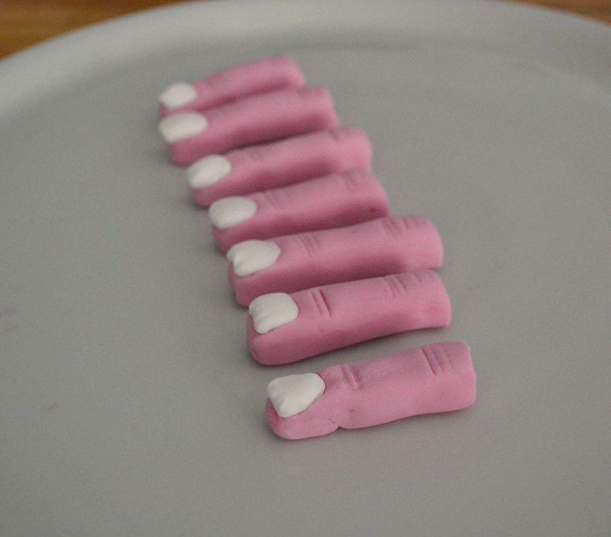 EDIBLE FINGERS 10 Steps (with Pictures) Instructables