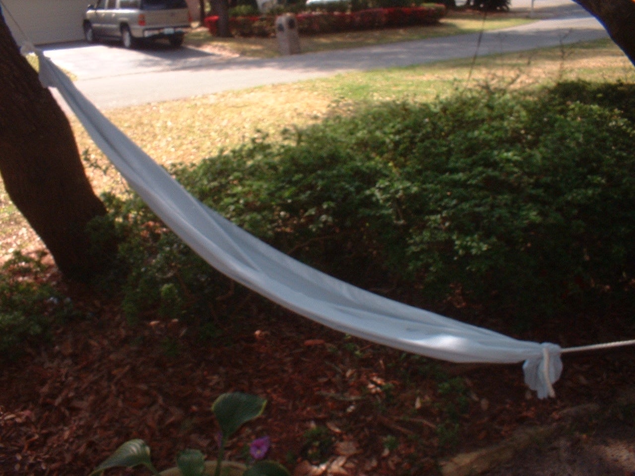 Hammock in 5 Minutes. 4 Steps (with Pictures) Instructables