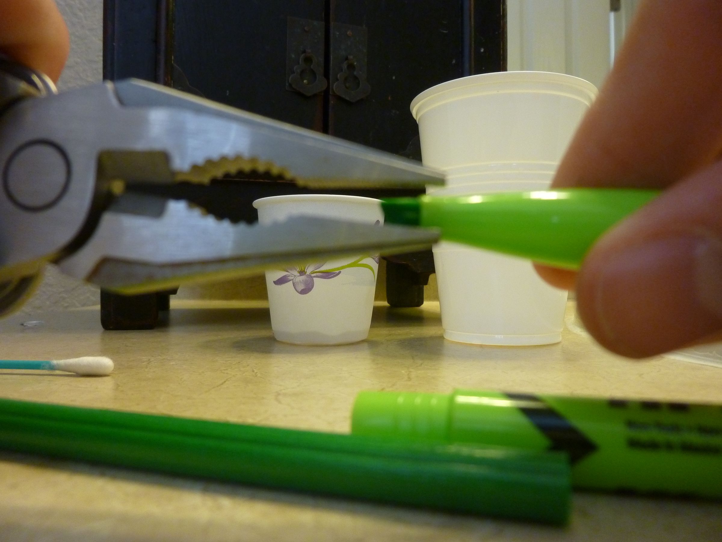 25Cent Invisible Ink/Pen (UV Light Visible) 7 Steps Instructables