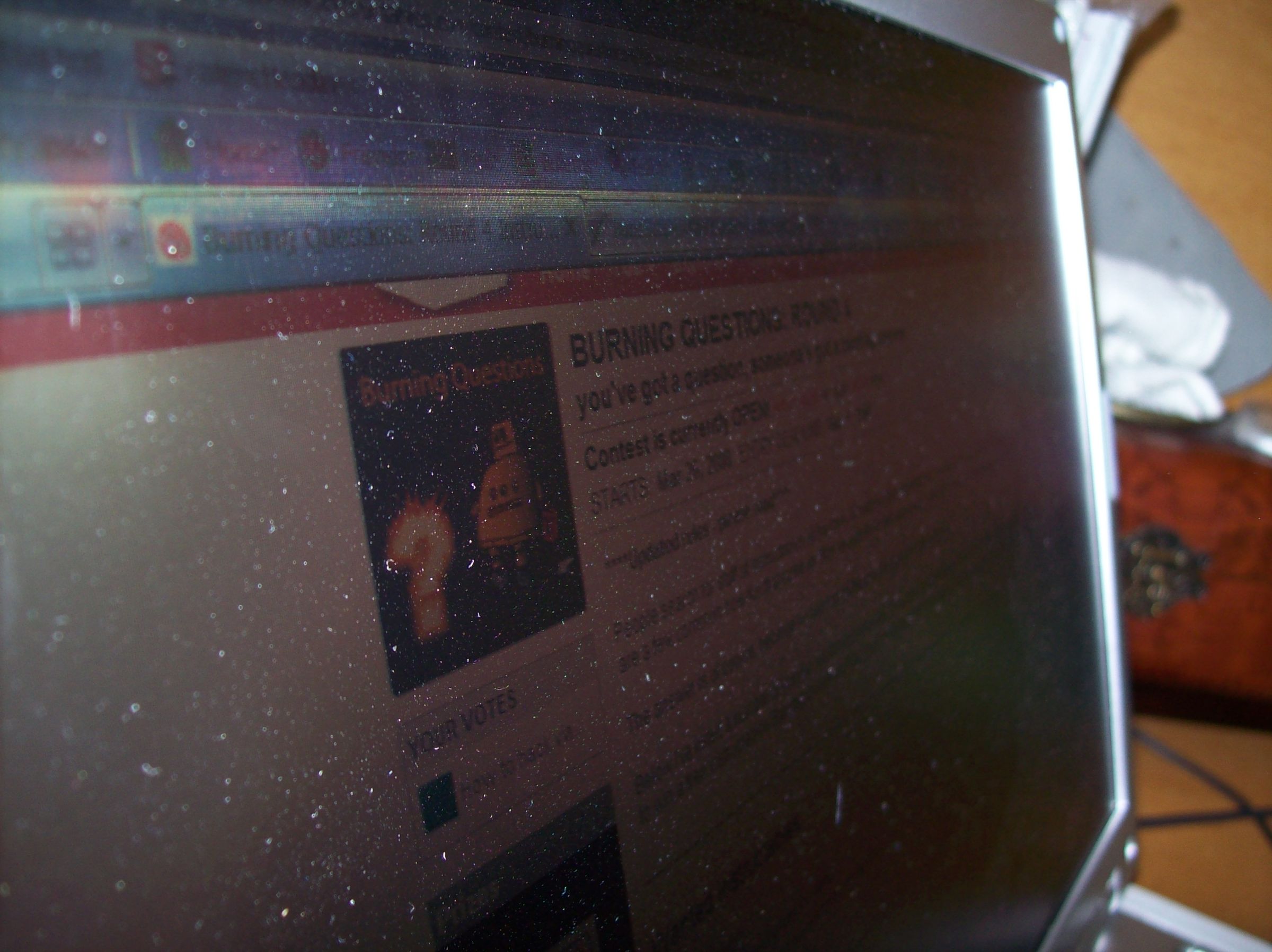 How to Clean a Laptop Screen With Household Products 3 Steps