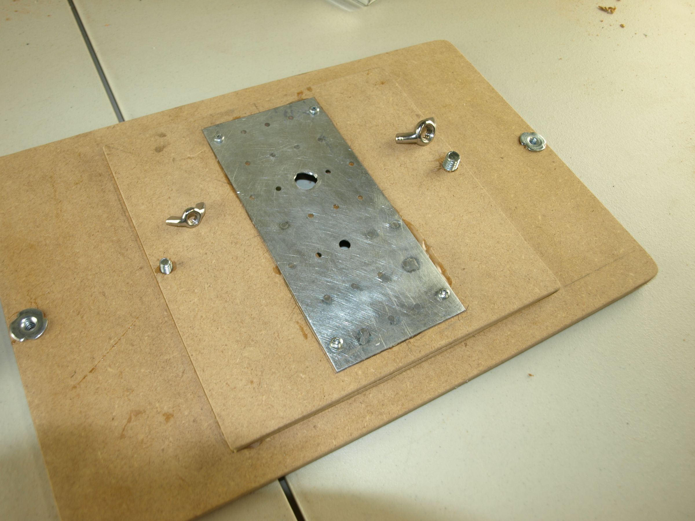 Tripod Laptop Stand 8 Steps (with Pictures) Instructables