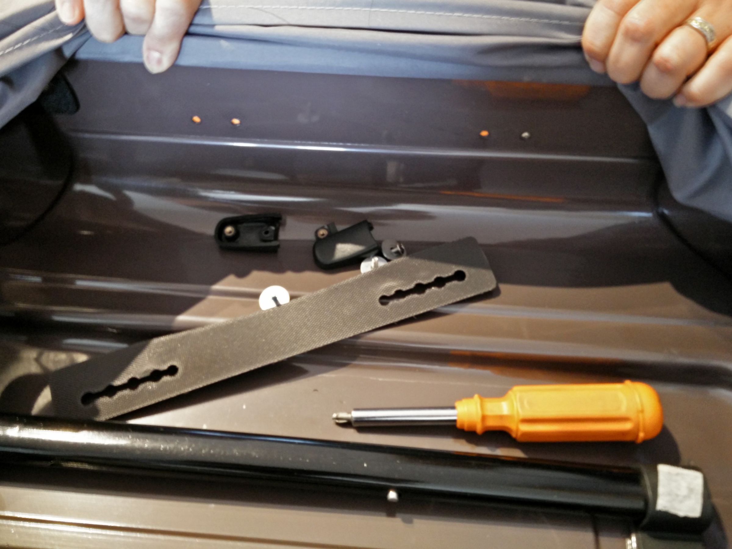 Fix Suitcase Handle 5 Steps (with Pictures) Instructables