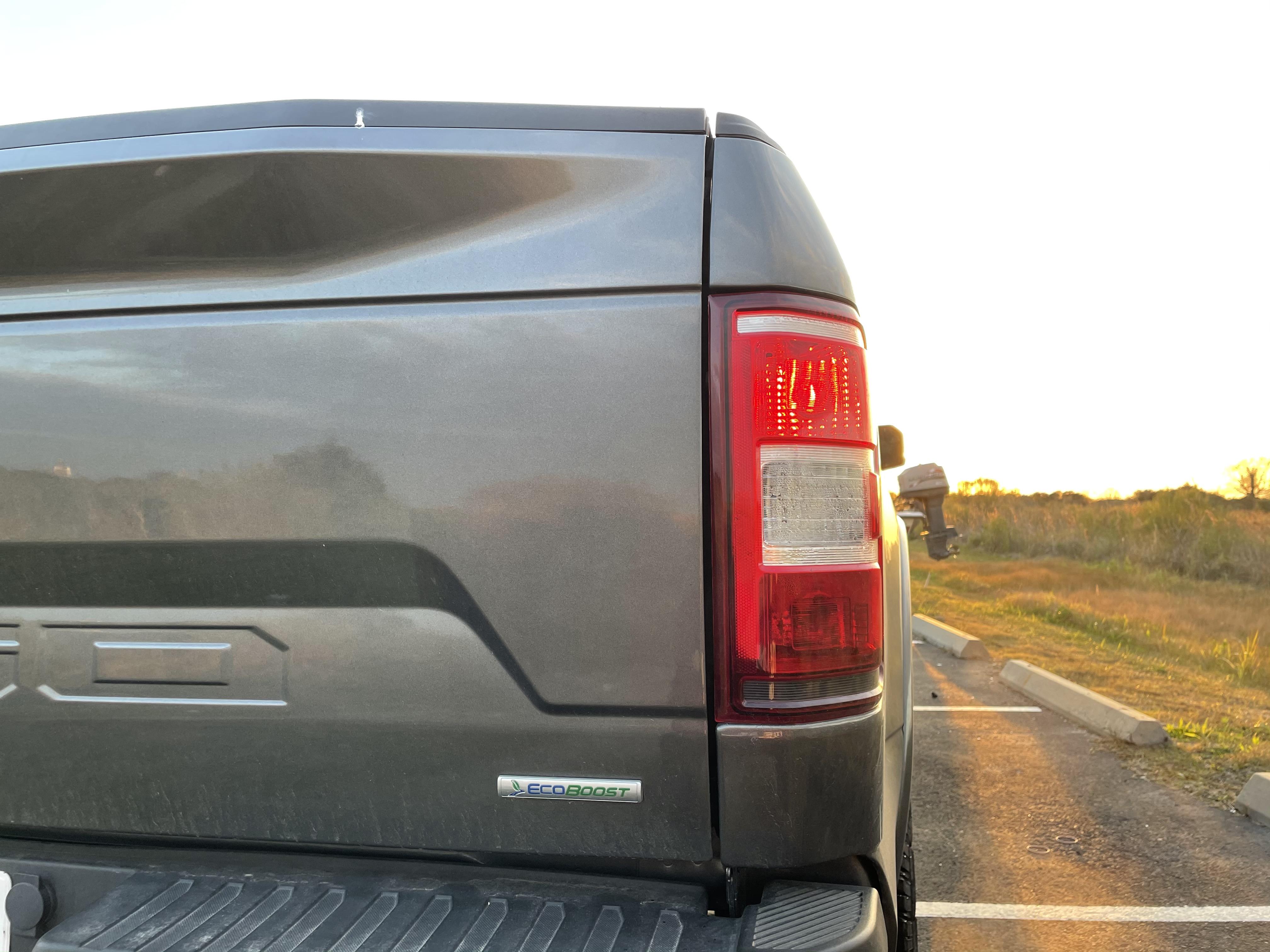 How to Change a Broken Tail Light Bulb in a Ford F150 10 Steps (with