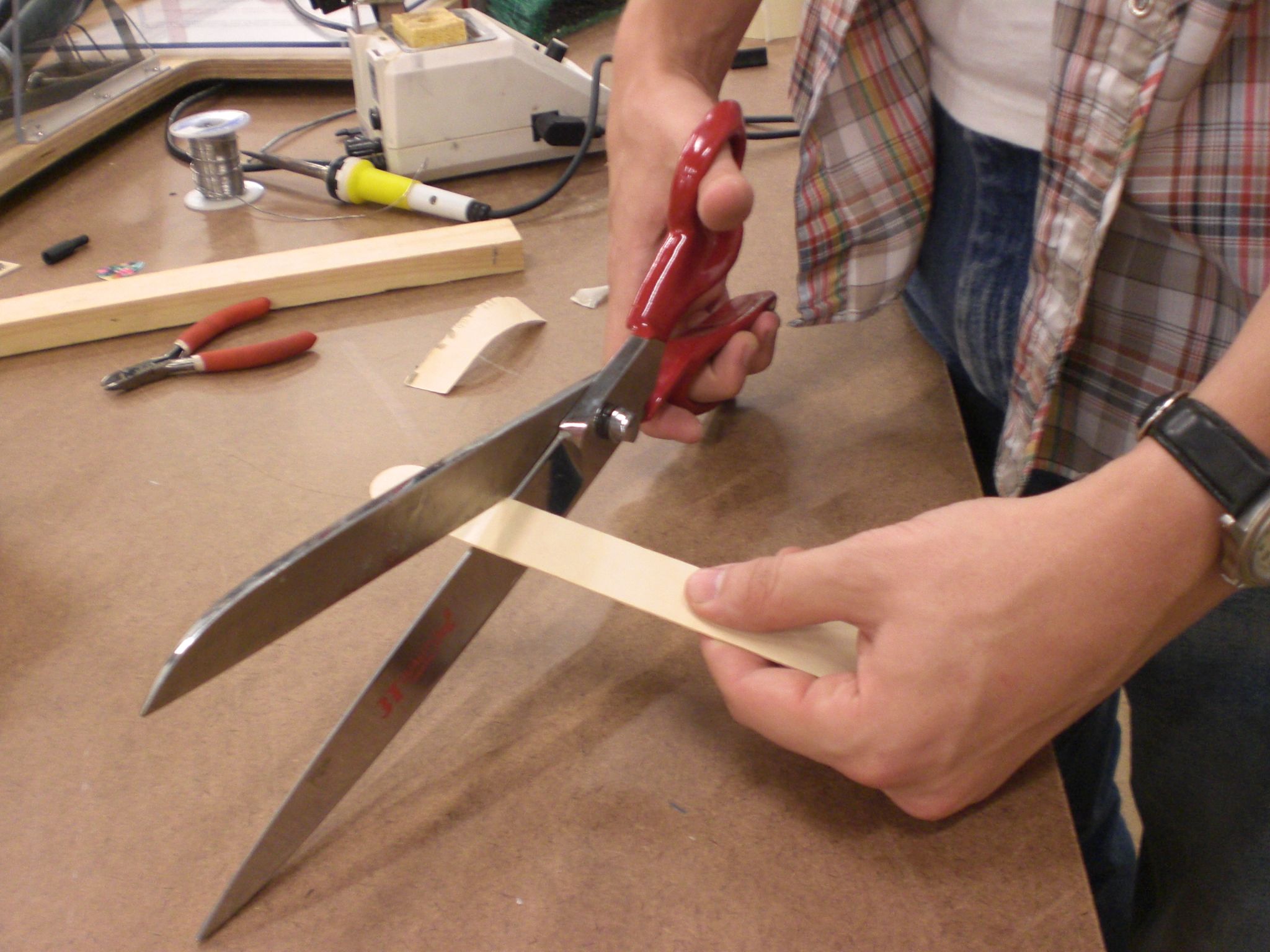 How to Make a Simple Electric Guitar 6 Steps (with Pictures) Instructables