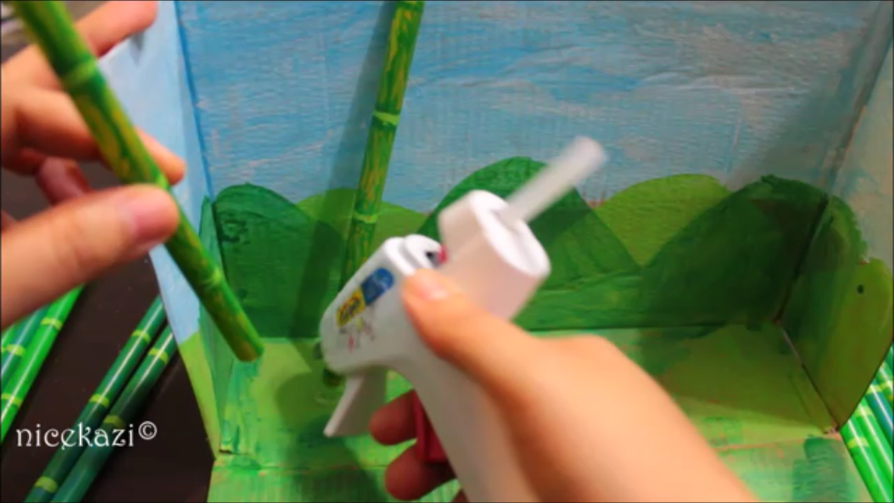 Kids Summer Crafts Diorama Made With Shoe Box Straw And Pompoms 4 Steps With Pictures Instructables Kids Summer Crafts Diorama Made With Shoe Box Straw And Pompoms 4 Steps With Pictures Instructables