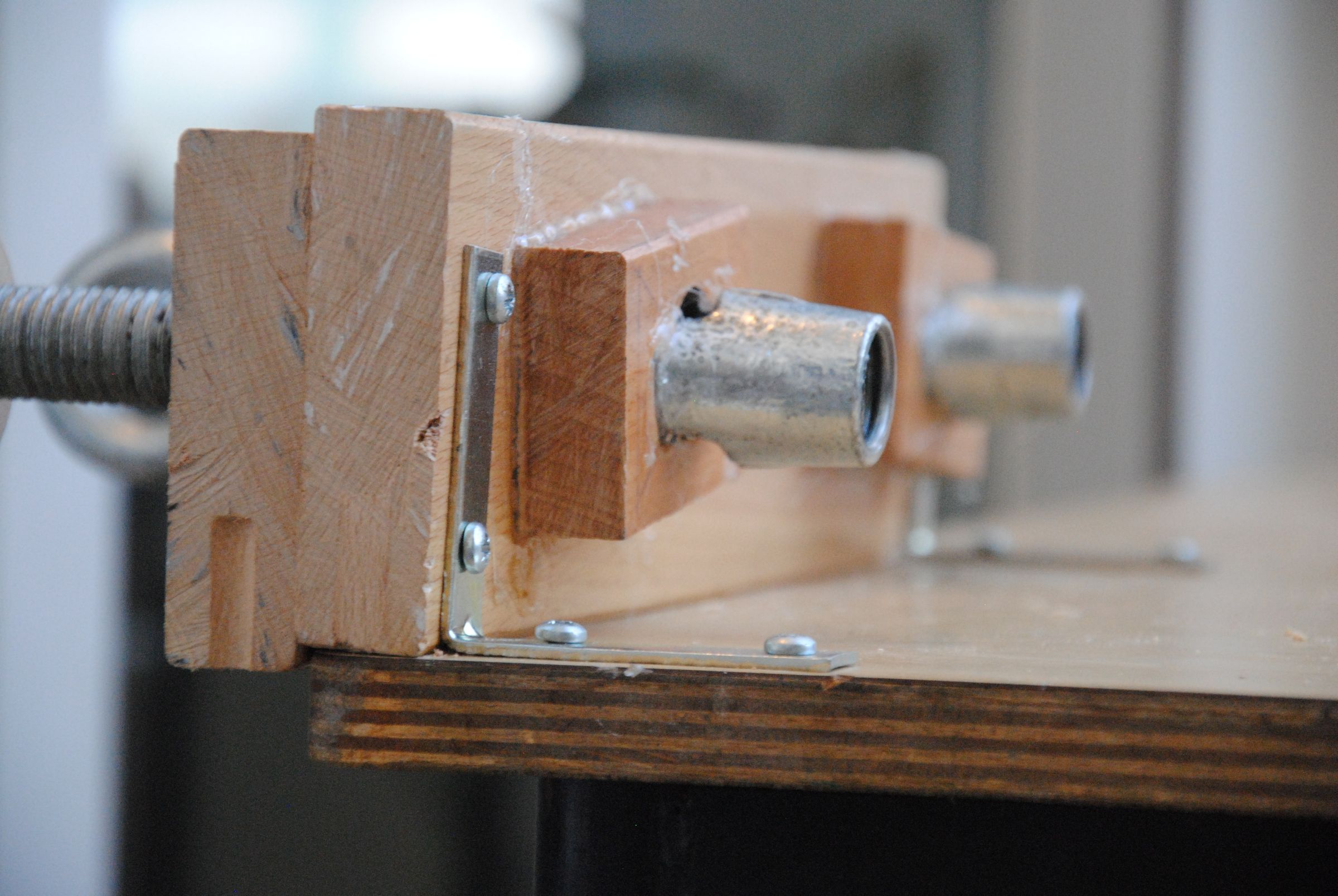 How to Build a TwinScrew Vise DIY Woodworking Tools 10 10 Steps