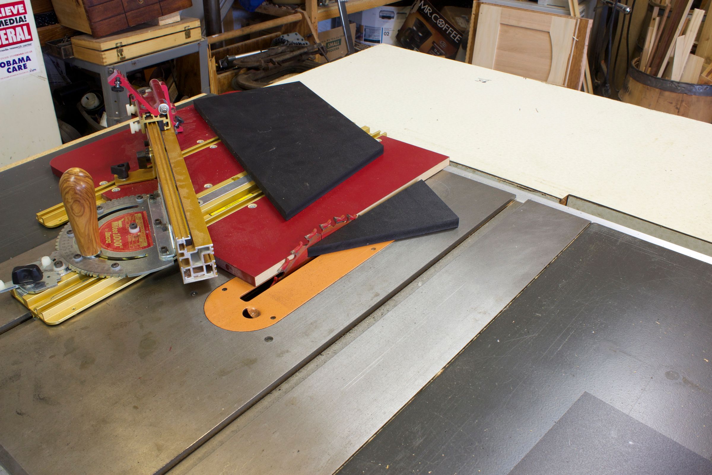 DIY LED Hood for a 20 Gallon Hexagon Aquarium Tank 6 Steps (with