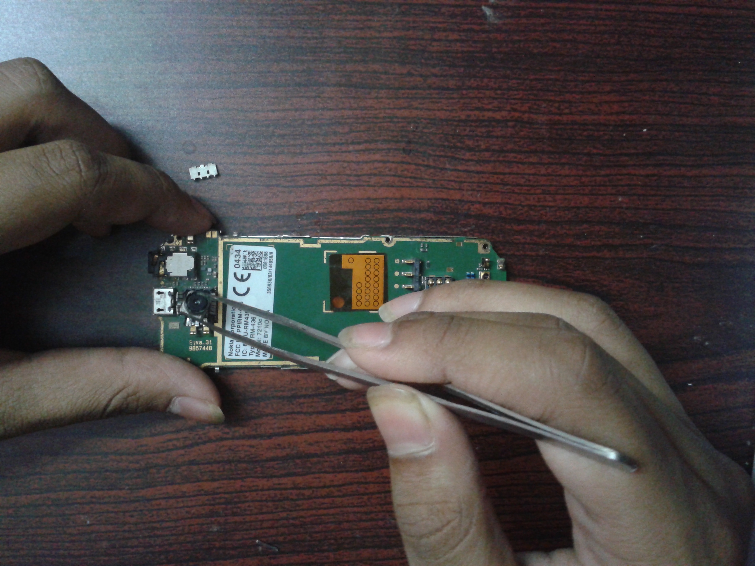 How to Remove Camera Lens From Old Phone Instructables