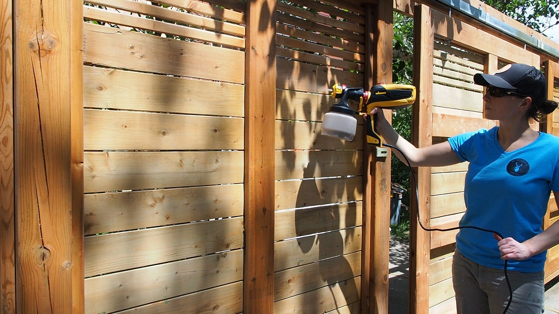 How to Stain a Fence With a Sprayer 6 Steps (with Pictures