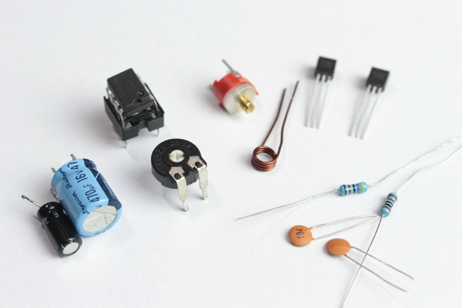 Build Your Own Crude Fm Radio : 4 Steps - Instructables