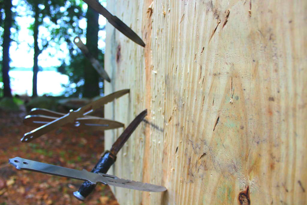 How to learn to throw knives