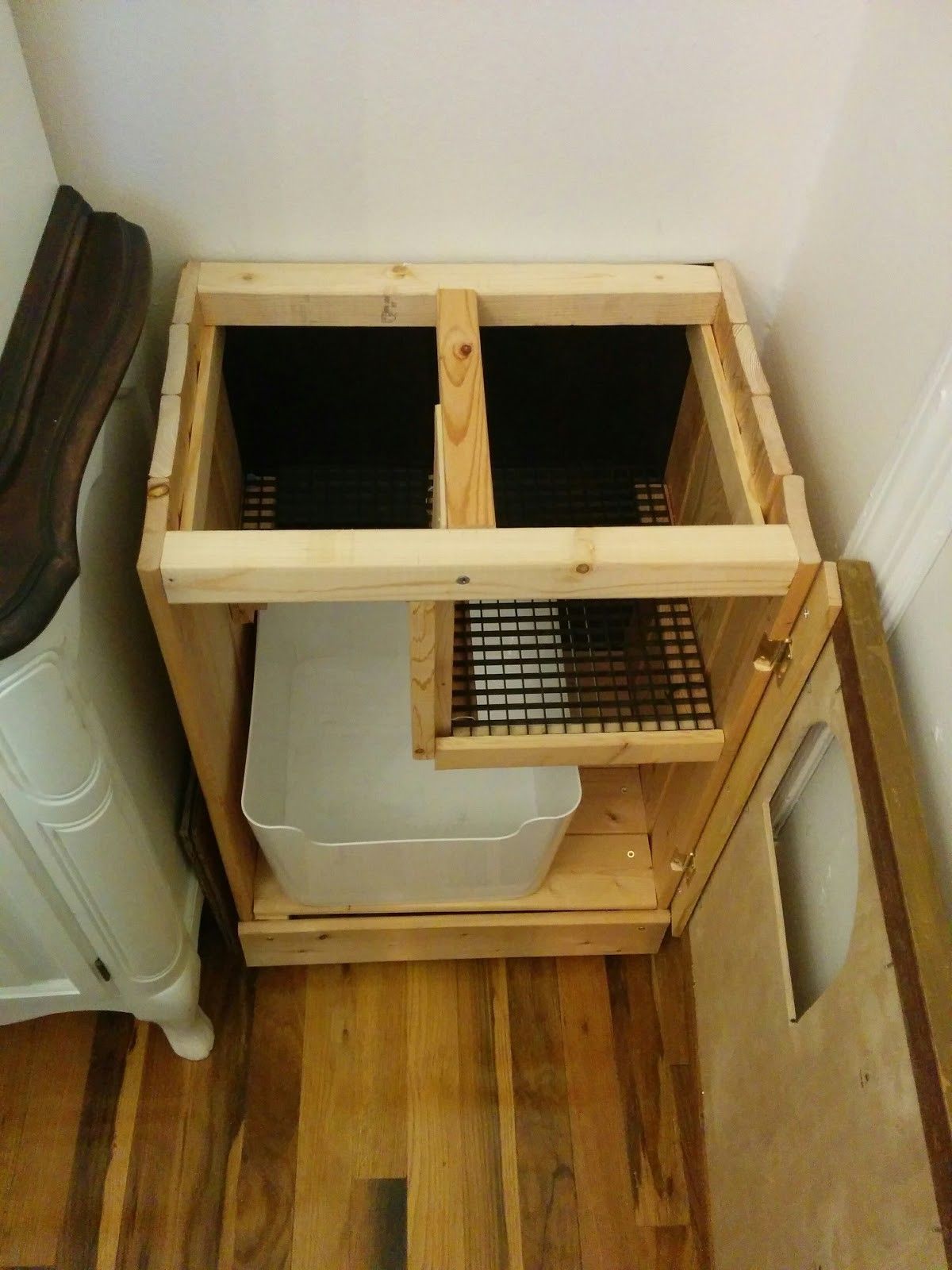 Hidden Litter Box With Delittering Cat Walk 4 Steps (with Pictures