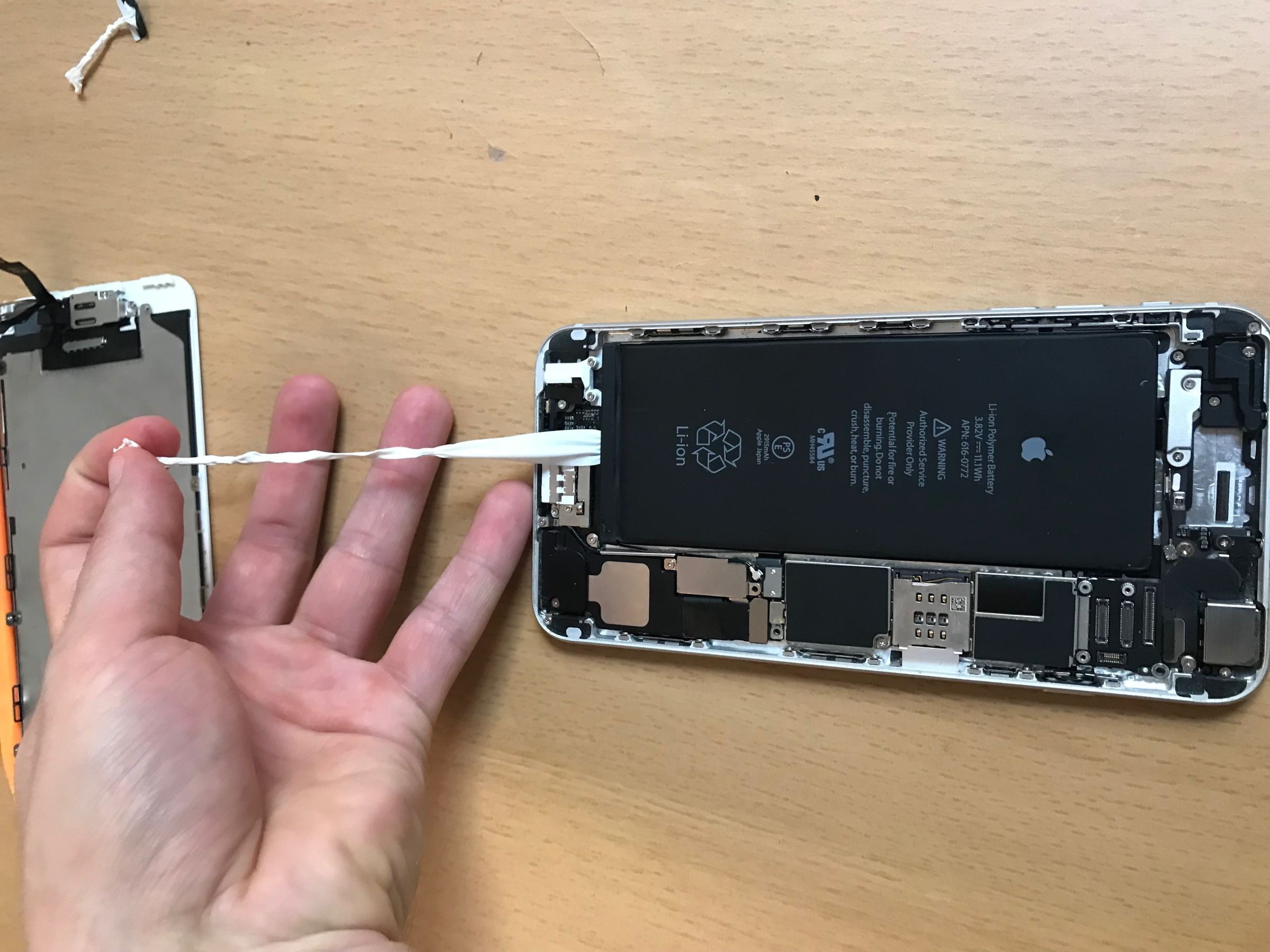 Iphone 6 Plus Battery Replacement Guide To Replace The Internal Battery 12 Steps With Pictures Instructables