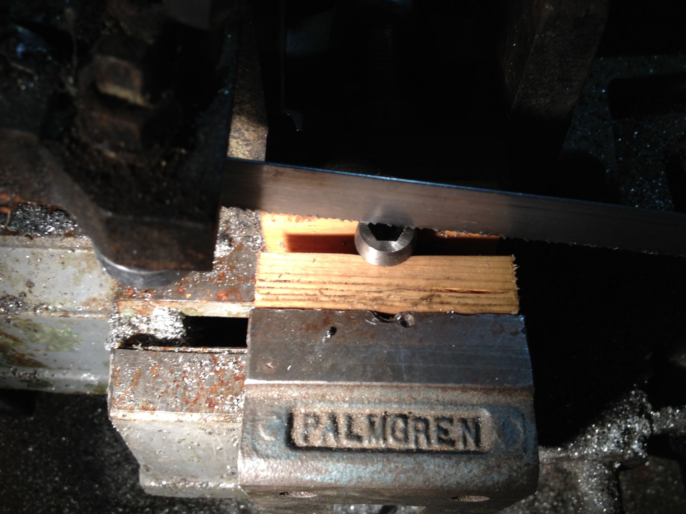 2 Motorcycle Wheel Bearing Puller 5 Steps (with Pictures