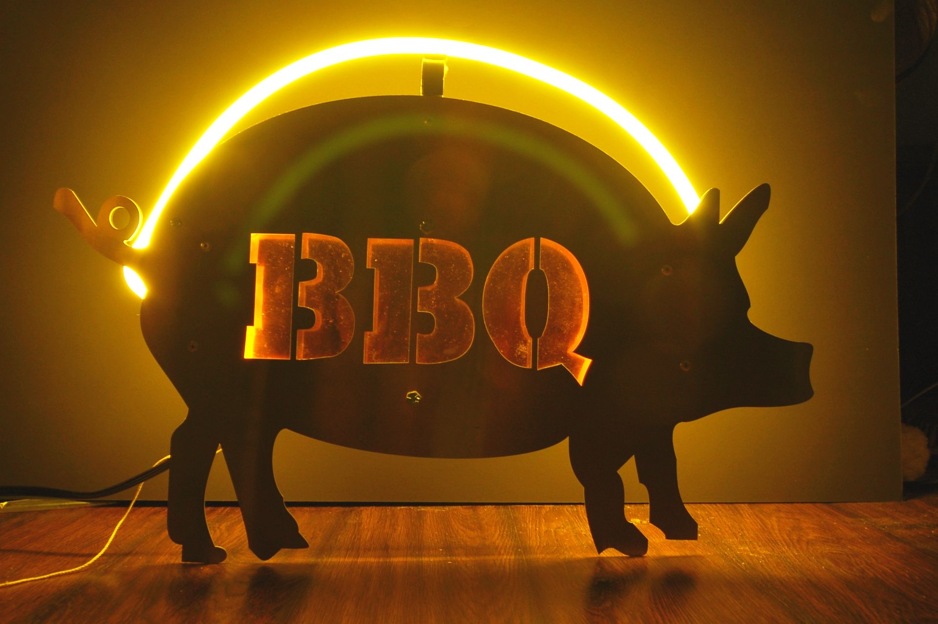 Neon Pig BBQ Sign 5 Steps (with Pictures) Instructables