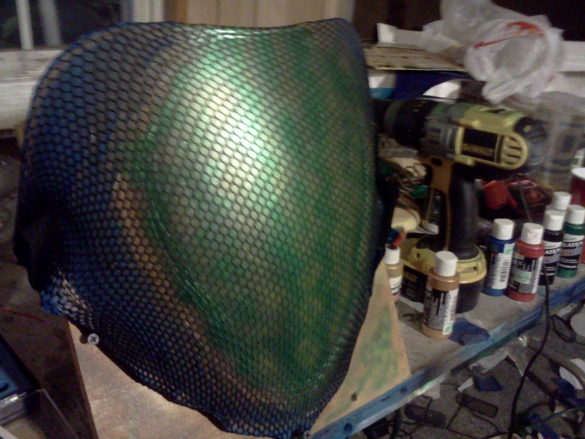 "UPDATED W/Videos" How to Spray Paint Snake Skin Scales on Anything 7