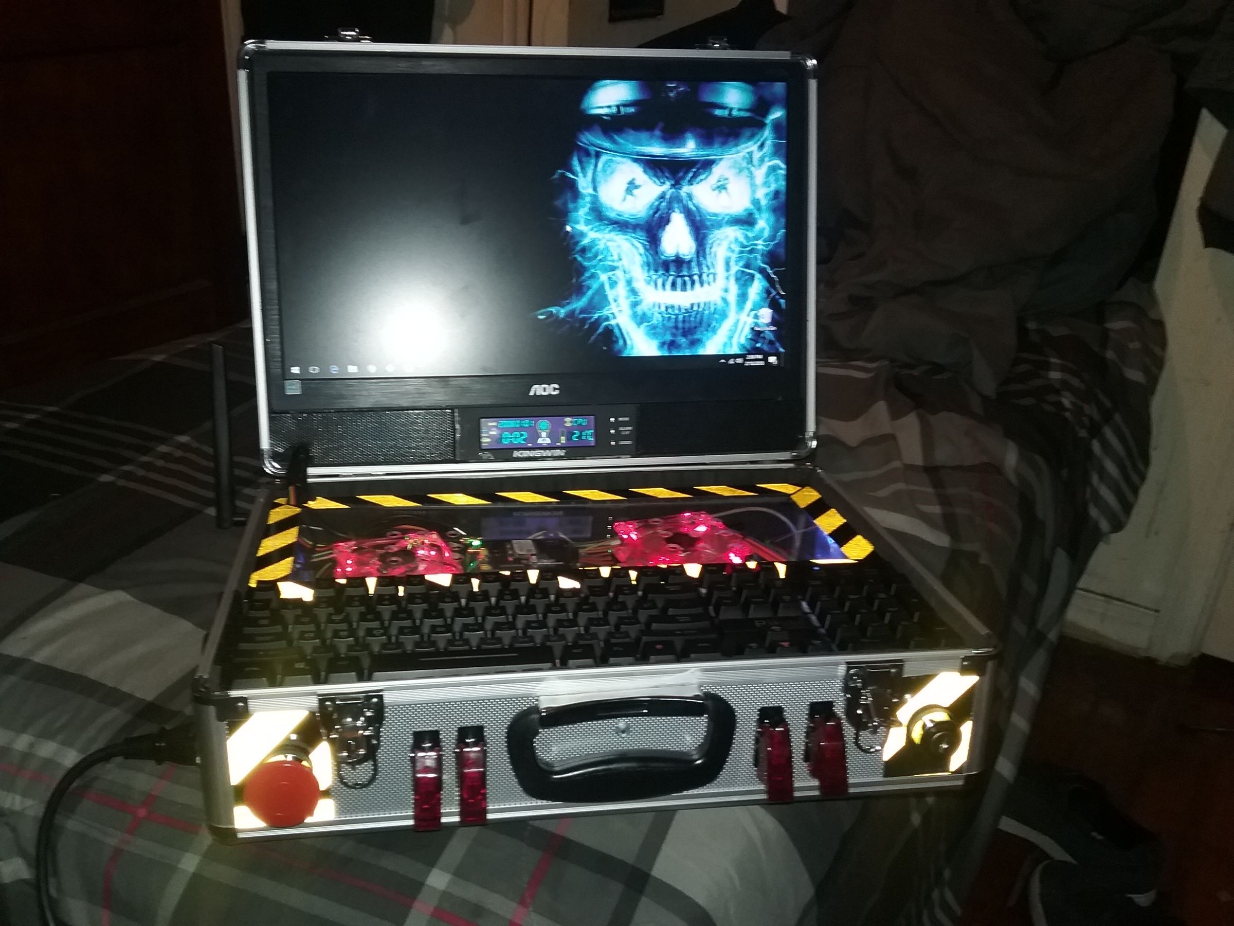 Briefcase PC 7 Steps Instructables