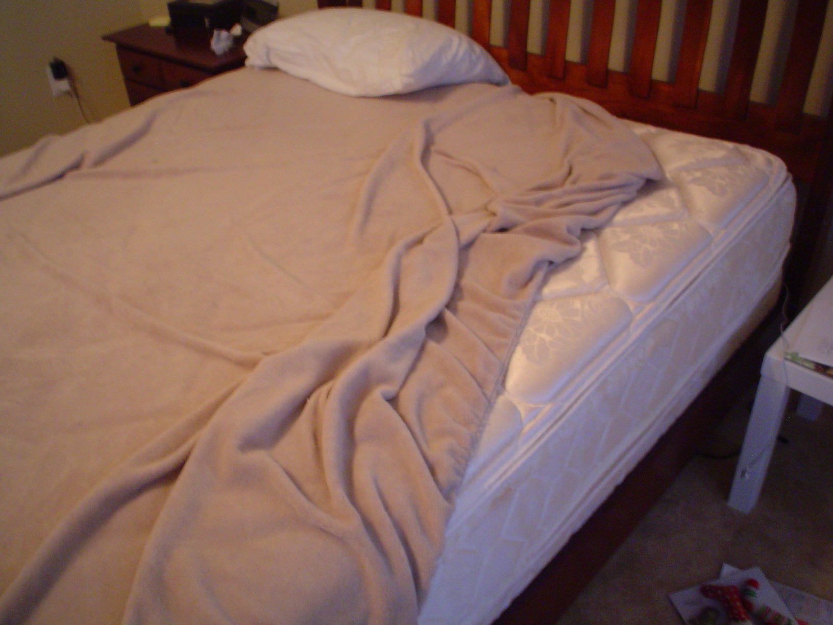 Sheet Straps for a Tight, Immobile Bottom Sheet 5 Steps Instructables