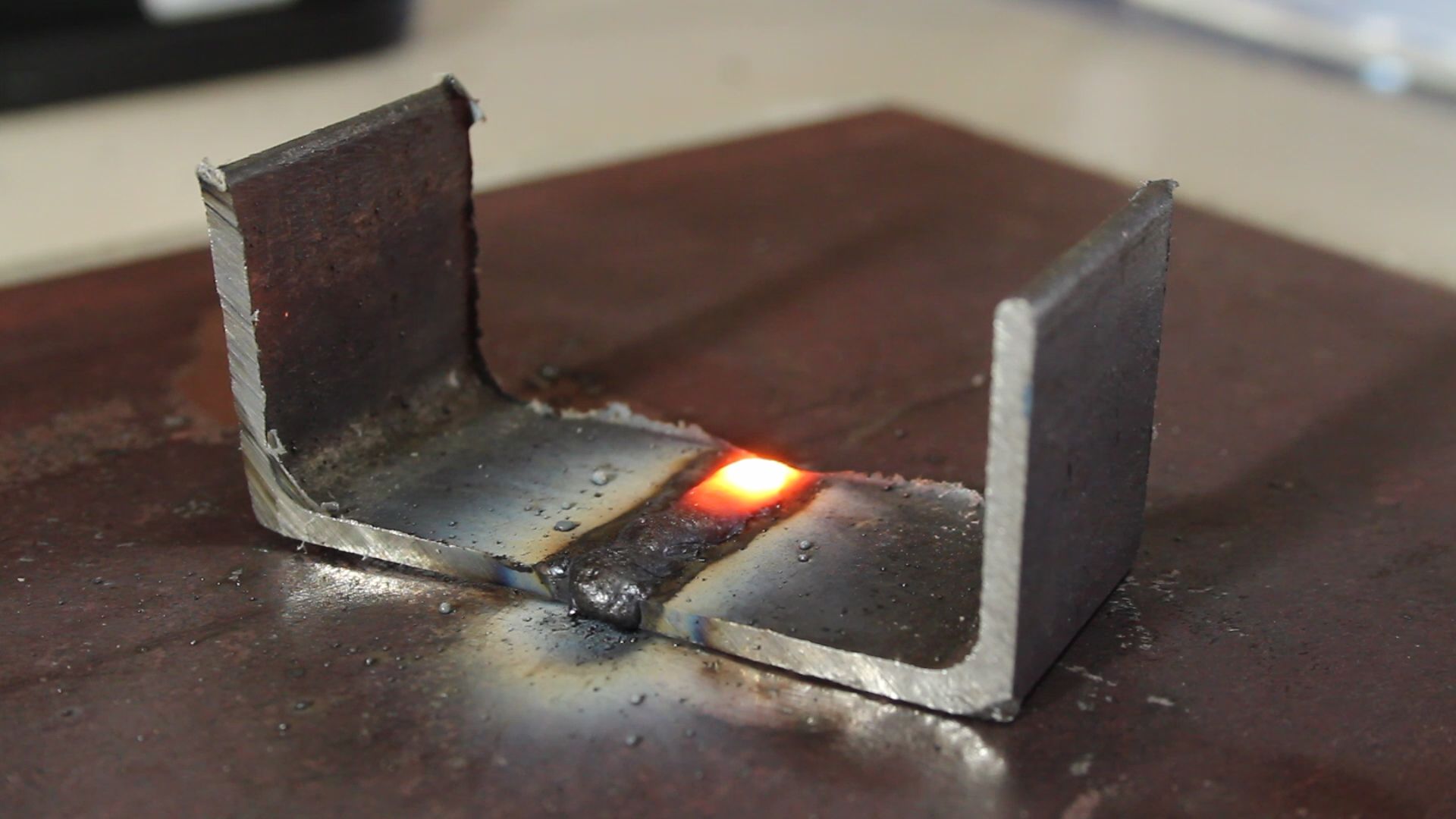 Homemade Stick Welder From Microwave Parts! 8 Steps (with Pictures