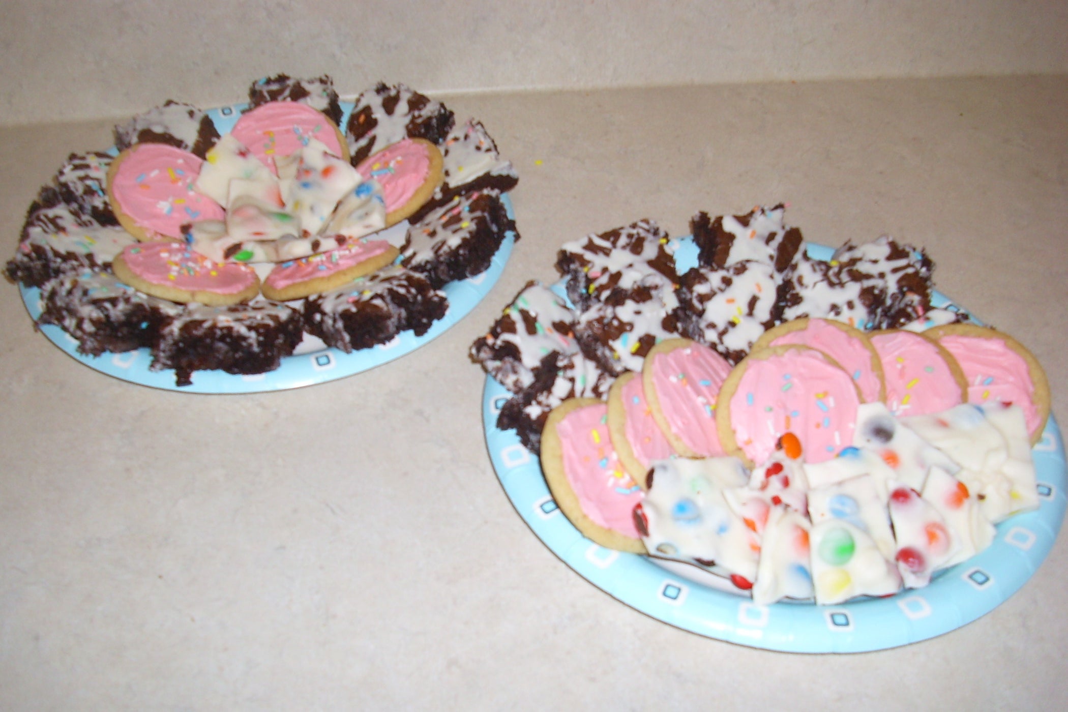 Visually Appealing Dessert Trays for Your Mouth's Delight 7 Steps Instructables