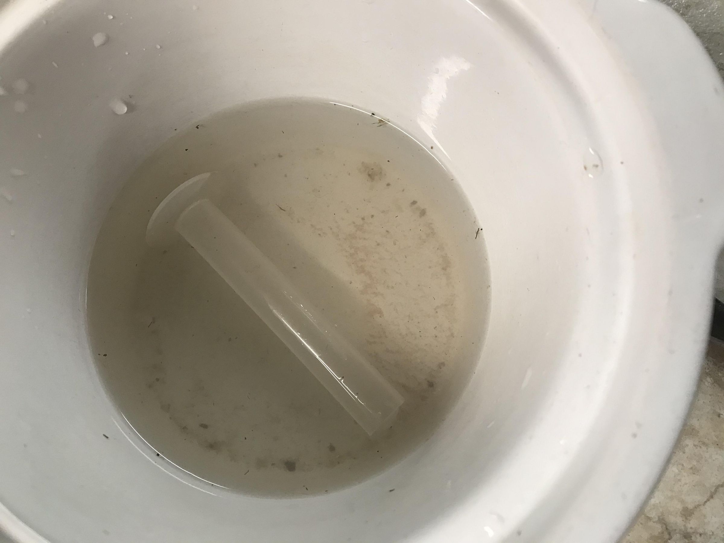 How to Extract Hydrogen and Oxygen From Water 7 Steps Instructables