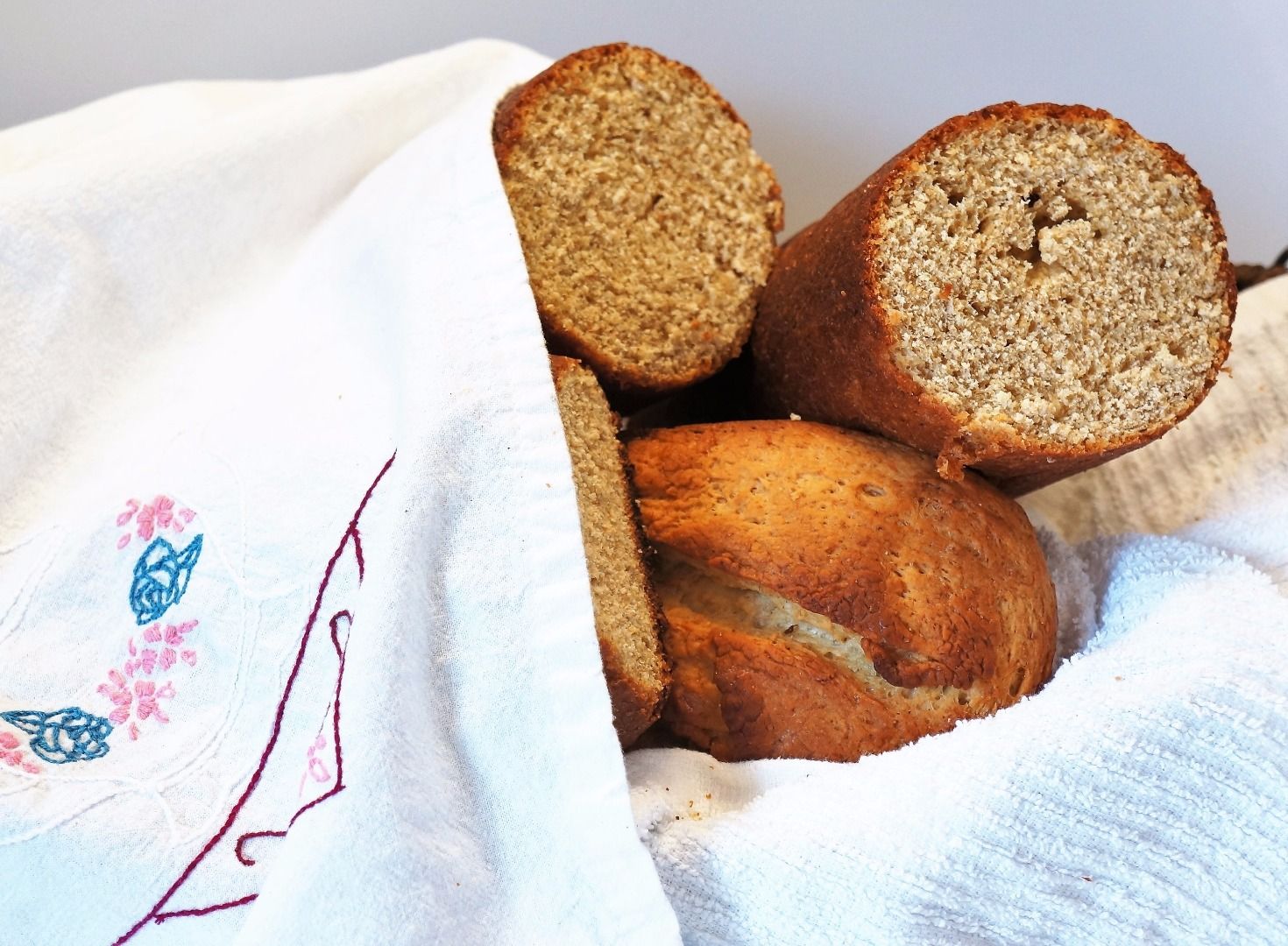 Heirloom Bread Recipe Baked in a Round 5 Steps (with Pictures