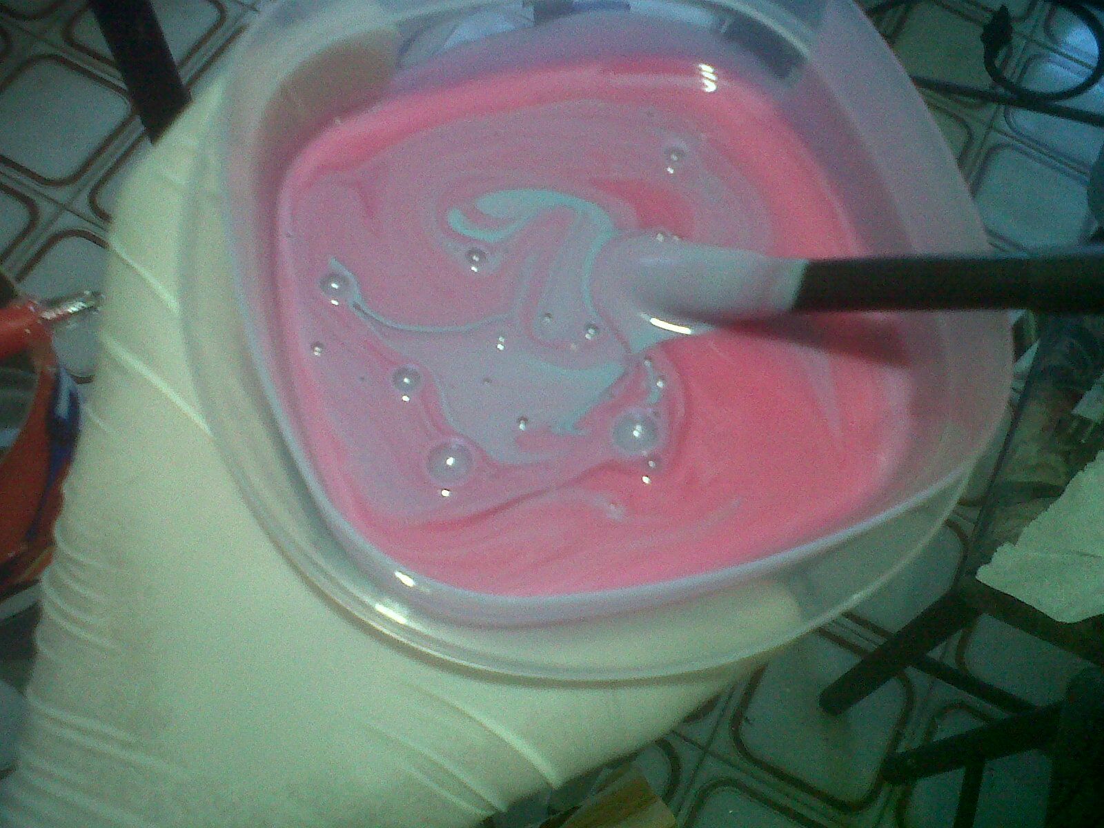 FAKE GLASS BOTTLE / SUGAR GLASS 6 Steps (with Pictures) Instructables