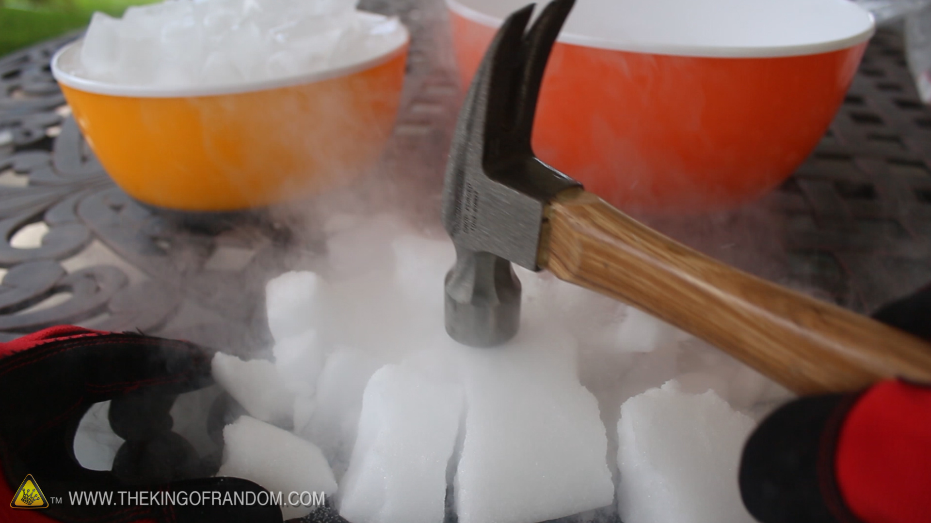 5 Phenomenal Science Stunts, Done With Dry Ice 8 Steps (with Pictures
