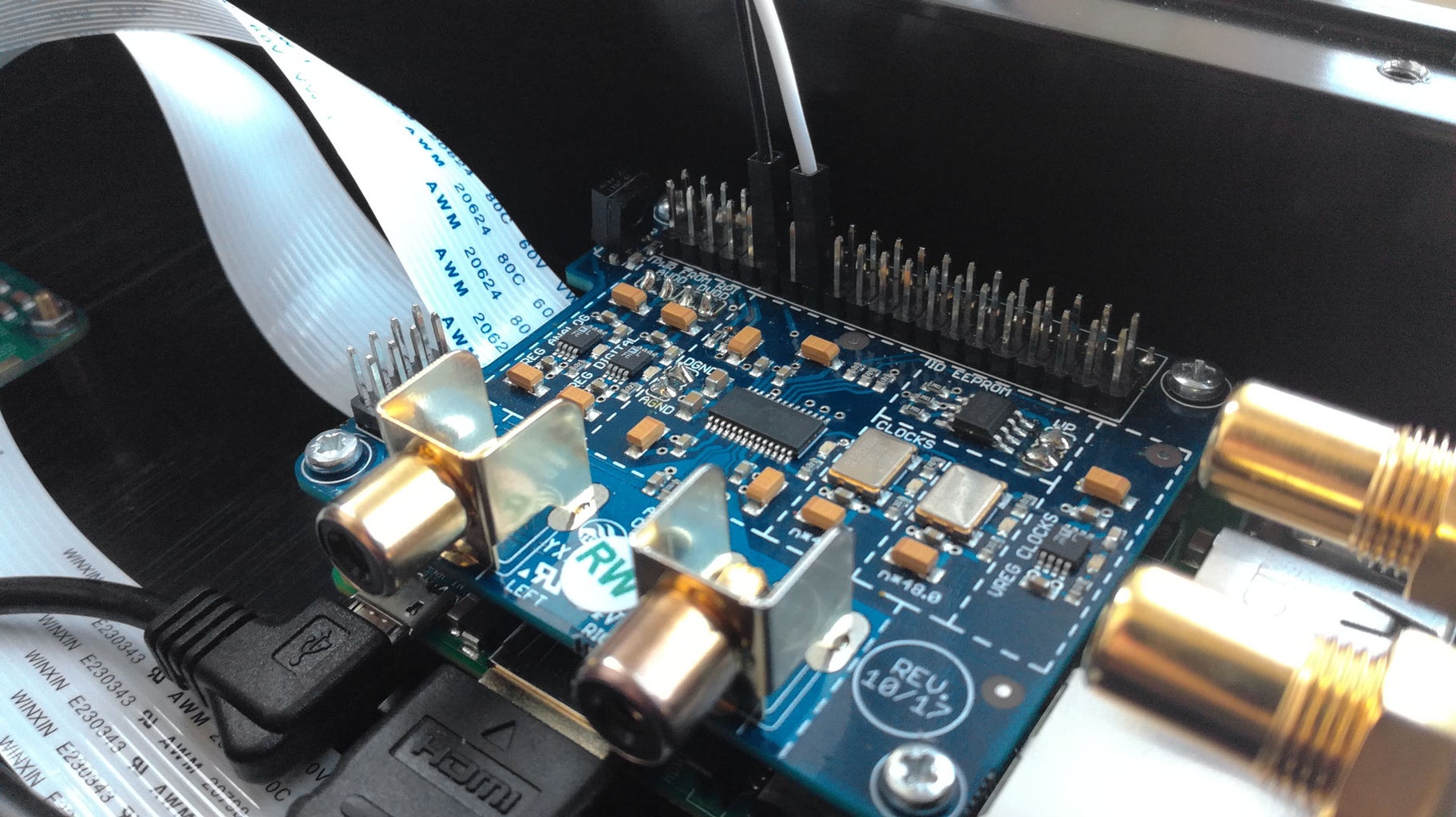 Raspberry Pi Hi-Fi Audio Streamer With Touchscreen Control and Max2Play ...