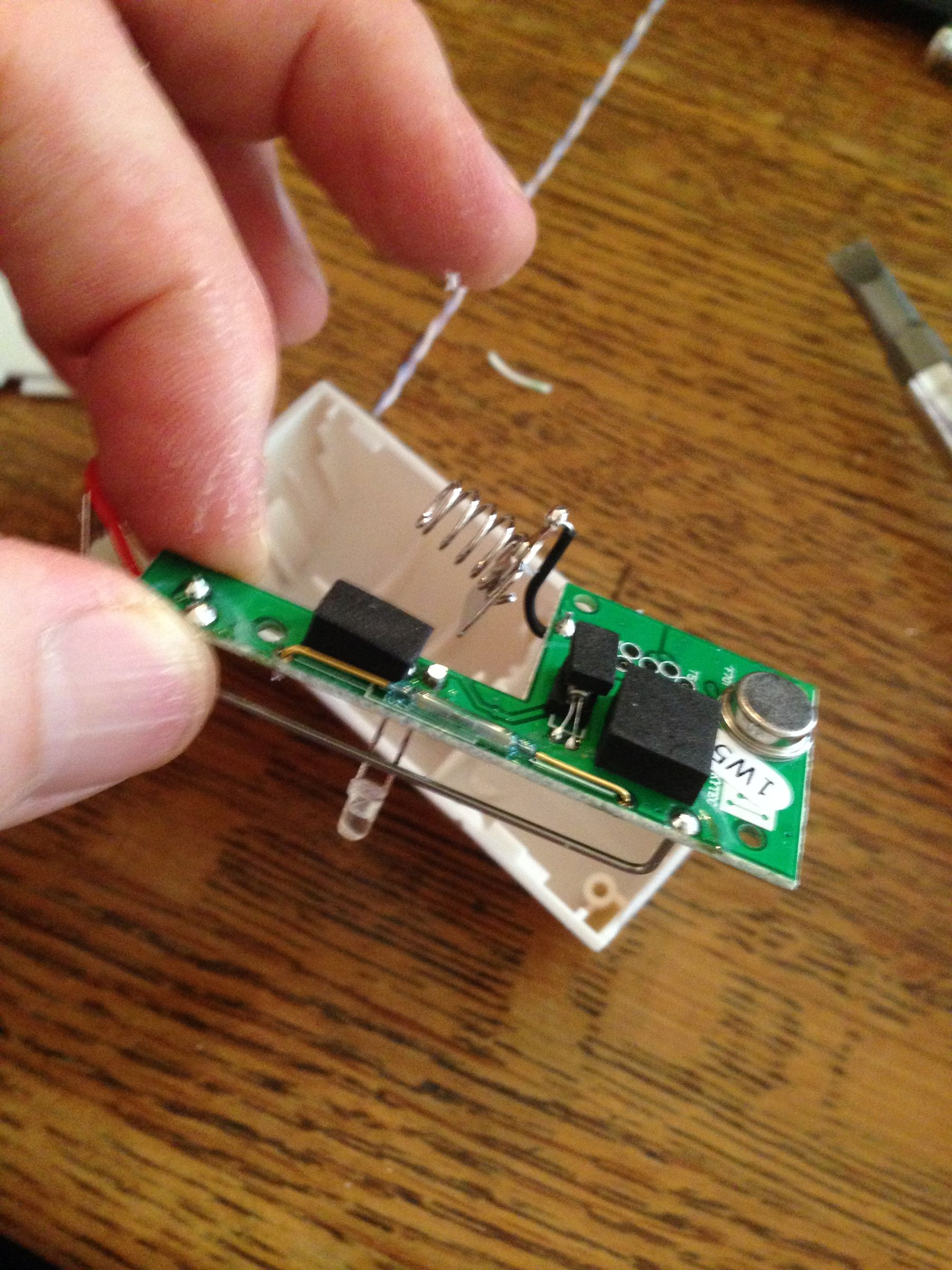 Modify 15 SimpliSafe Entry Sensor As a Wired Switch 6 Steps
