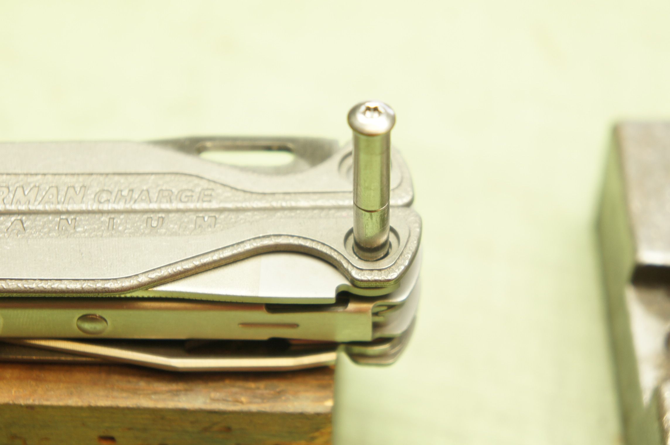 How to Take Apart and Reassemble a Leatherman Charge TTi 14 Steps