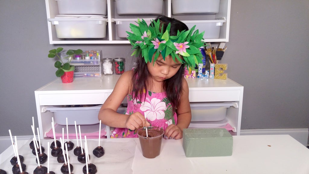 Diy Moana Kakamora Brownie Cake Pops 8 Steps With Pictures Instructables Diy Moana Kakamora Brownie Cake Pops 8 Steps With Pictures Instructables