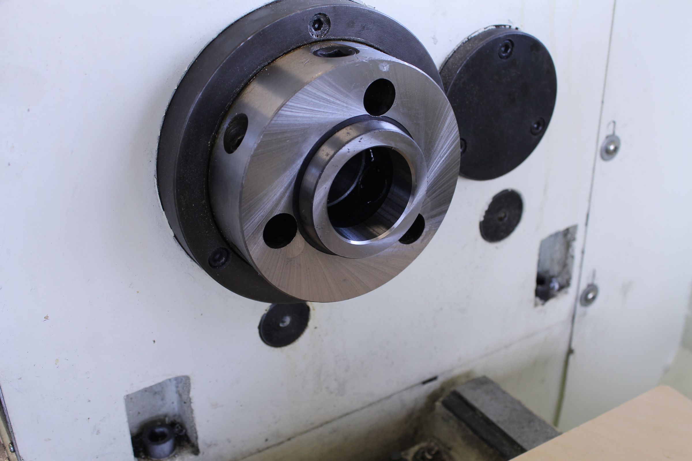 How to Change Chuck on Jet Lathe 3 Steps Instructables