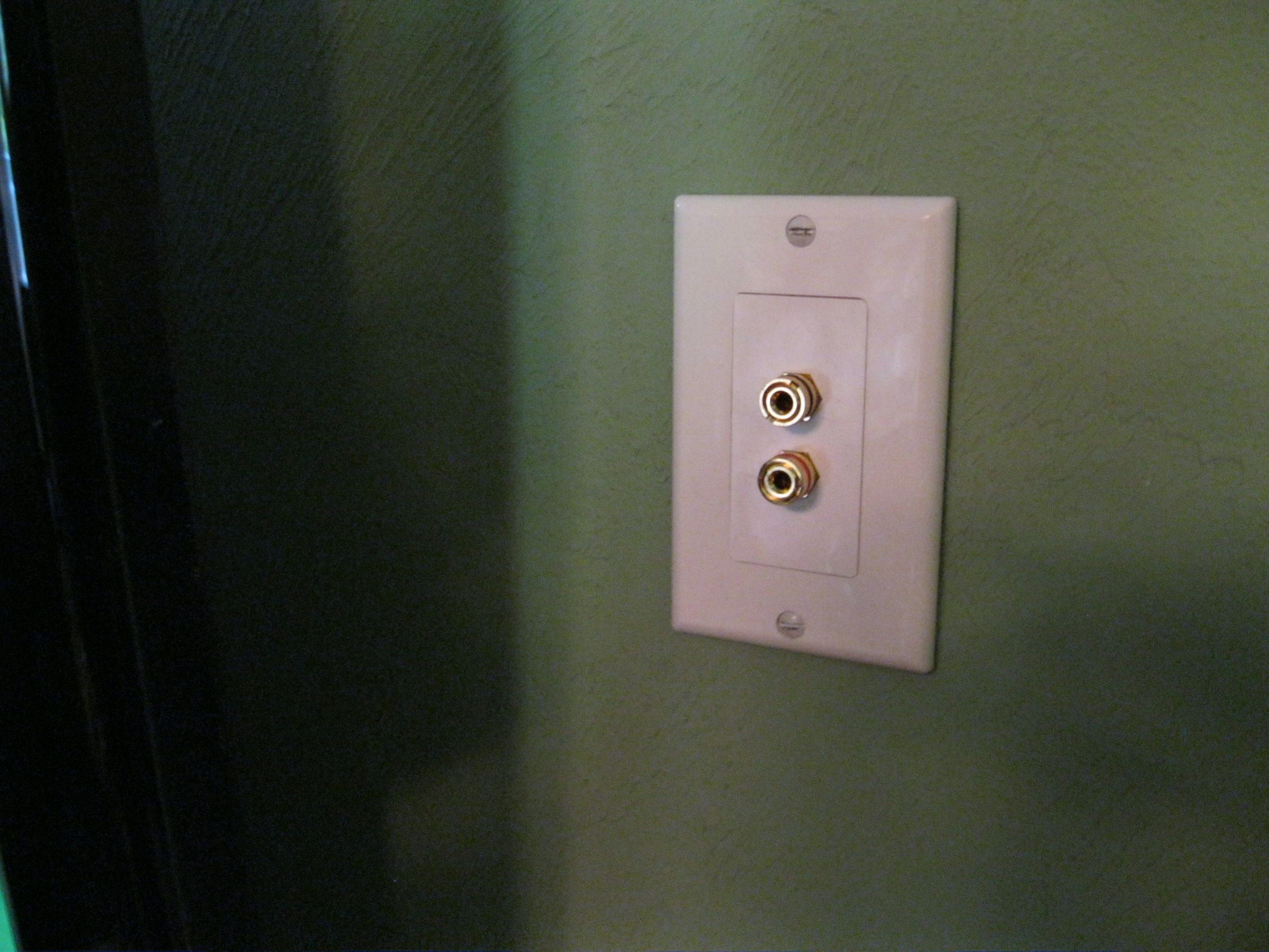 Speaker Wires Under Baseboards 8 Steps (with Pictures) Instructables