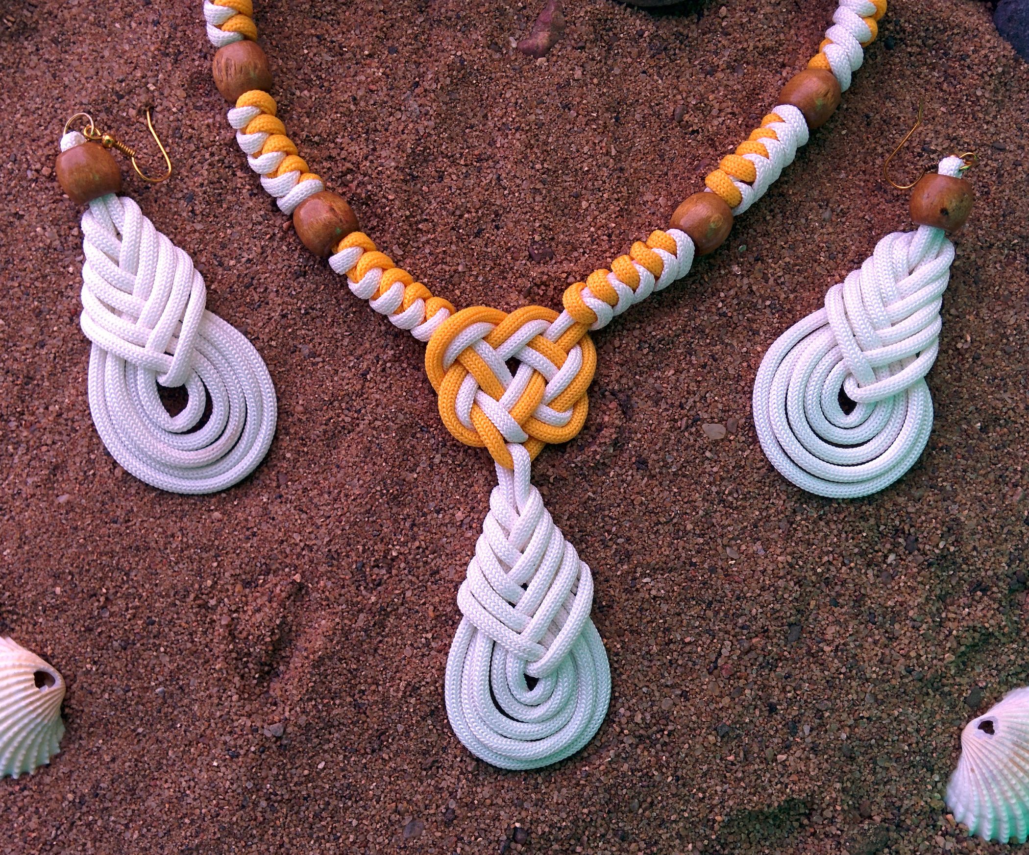 Beachwear Necklace With Earrings Made Using Paracord 6 Steps (with