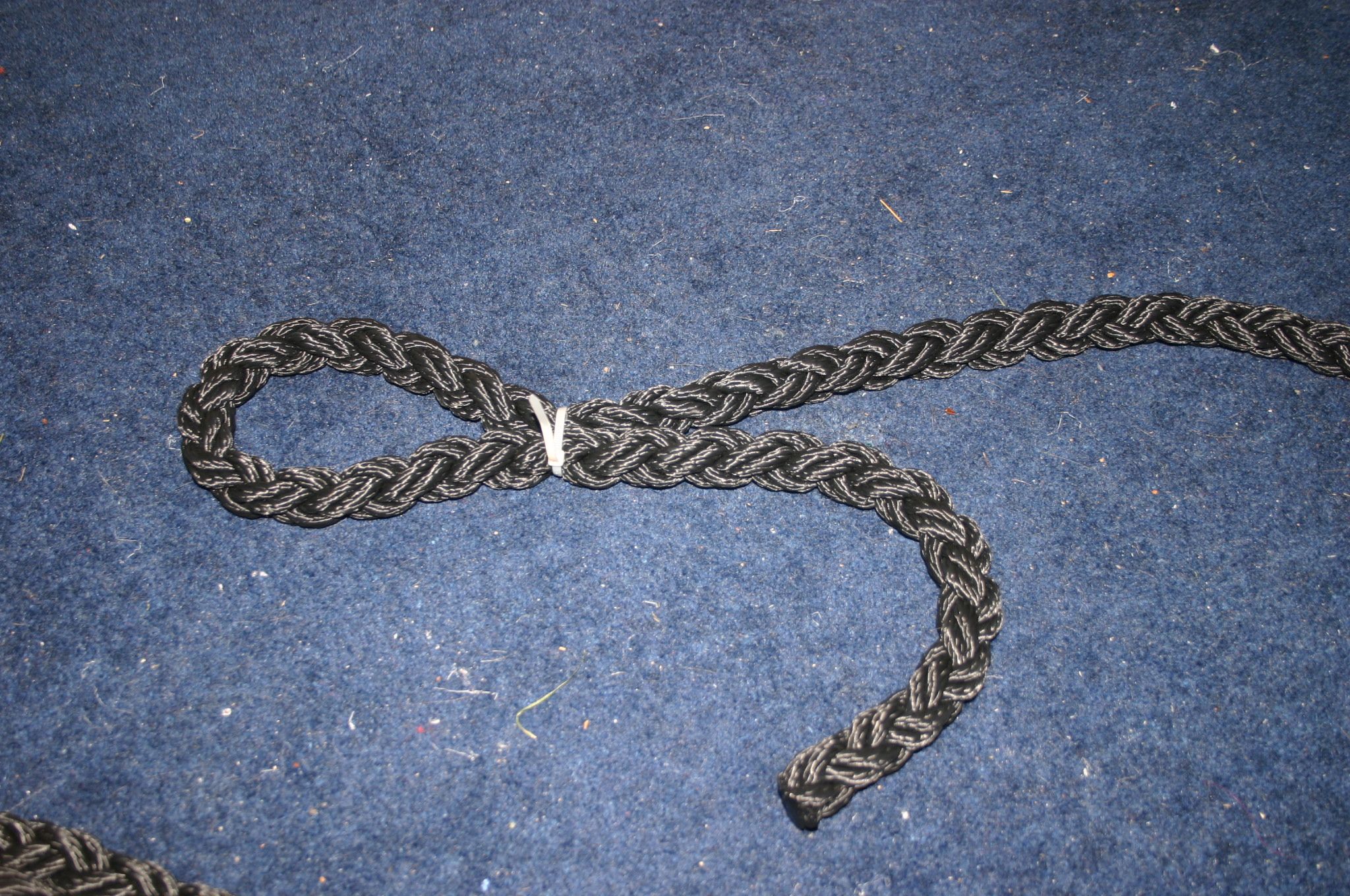 Making a Rope Handle for a Jugger Chain : 4 Steps - Instructables
