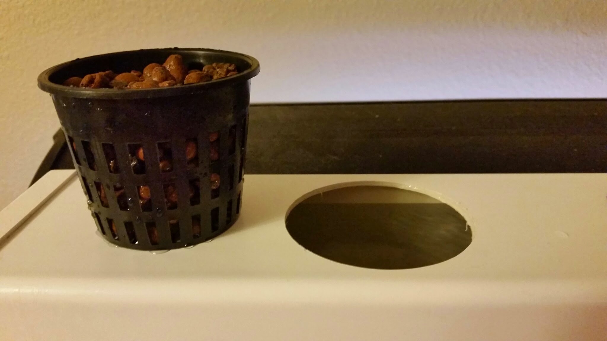 Aquaponic Fish Tank Topper 8 Steps (with Pictures) Instructables