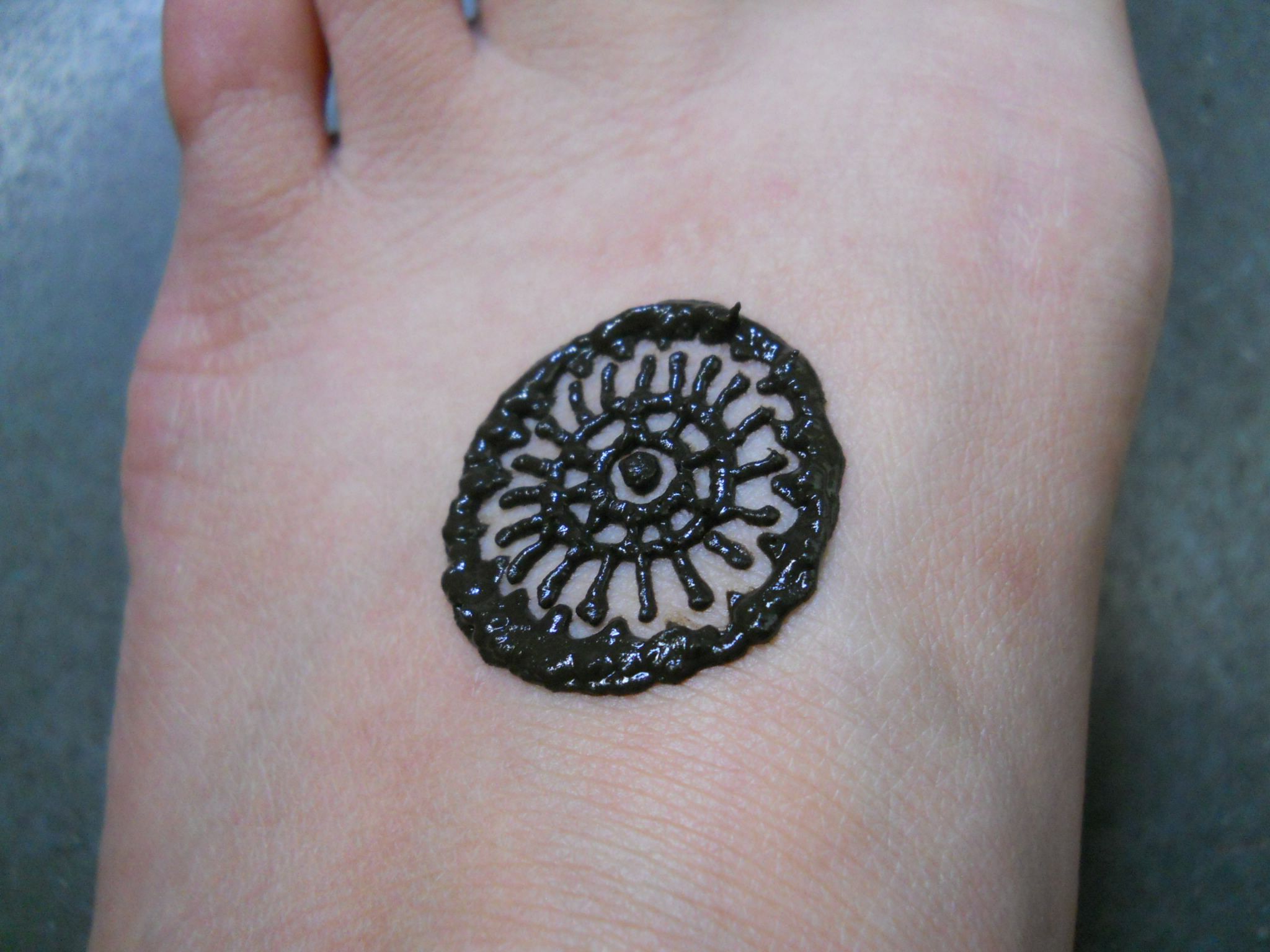 Simple Henna Design for Feet - Instructables