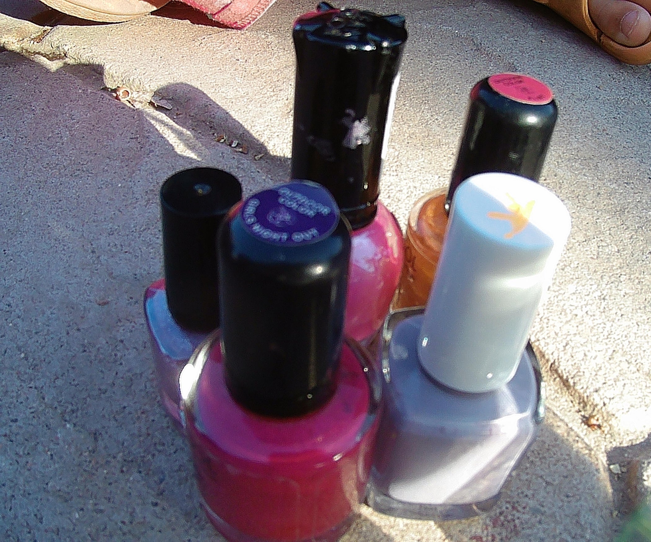 Painting Rocks With Nail Polish 4 Steps Instructables