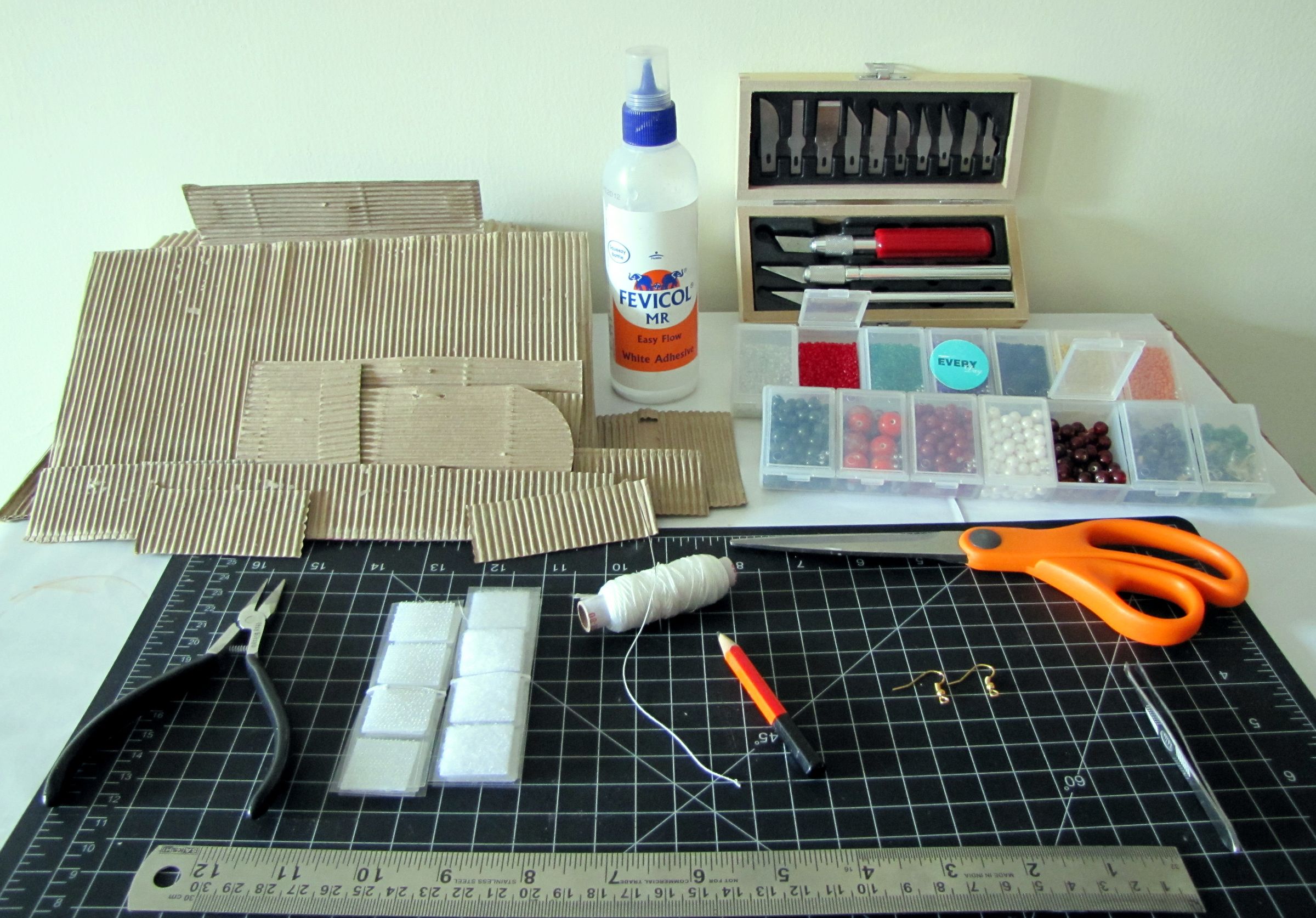 Cardboard Jewelry a Full Set 7 Steps (with Pictures) Instructables