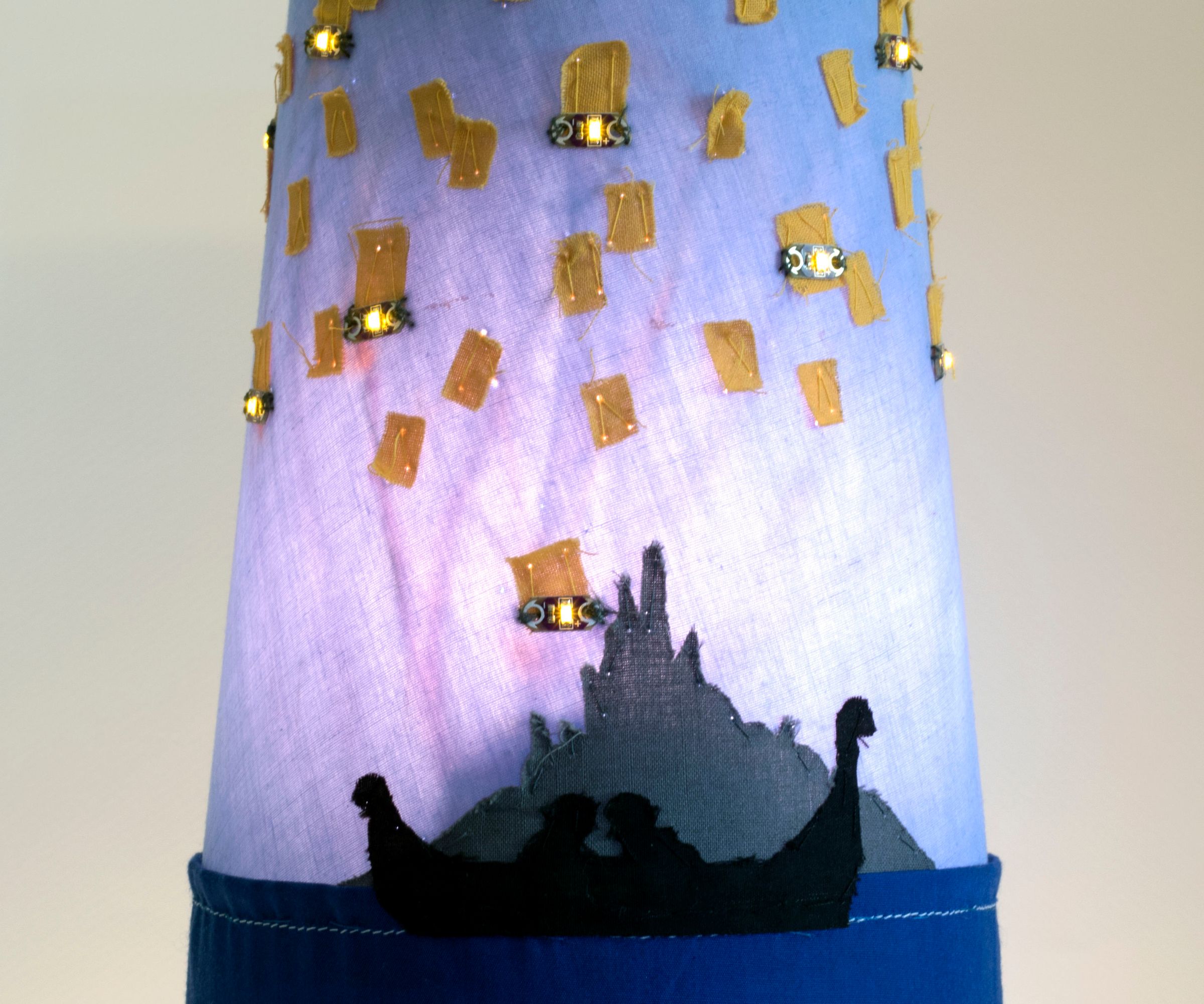 "i see the light" lamp shade DIY Project DIY Project Image