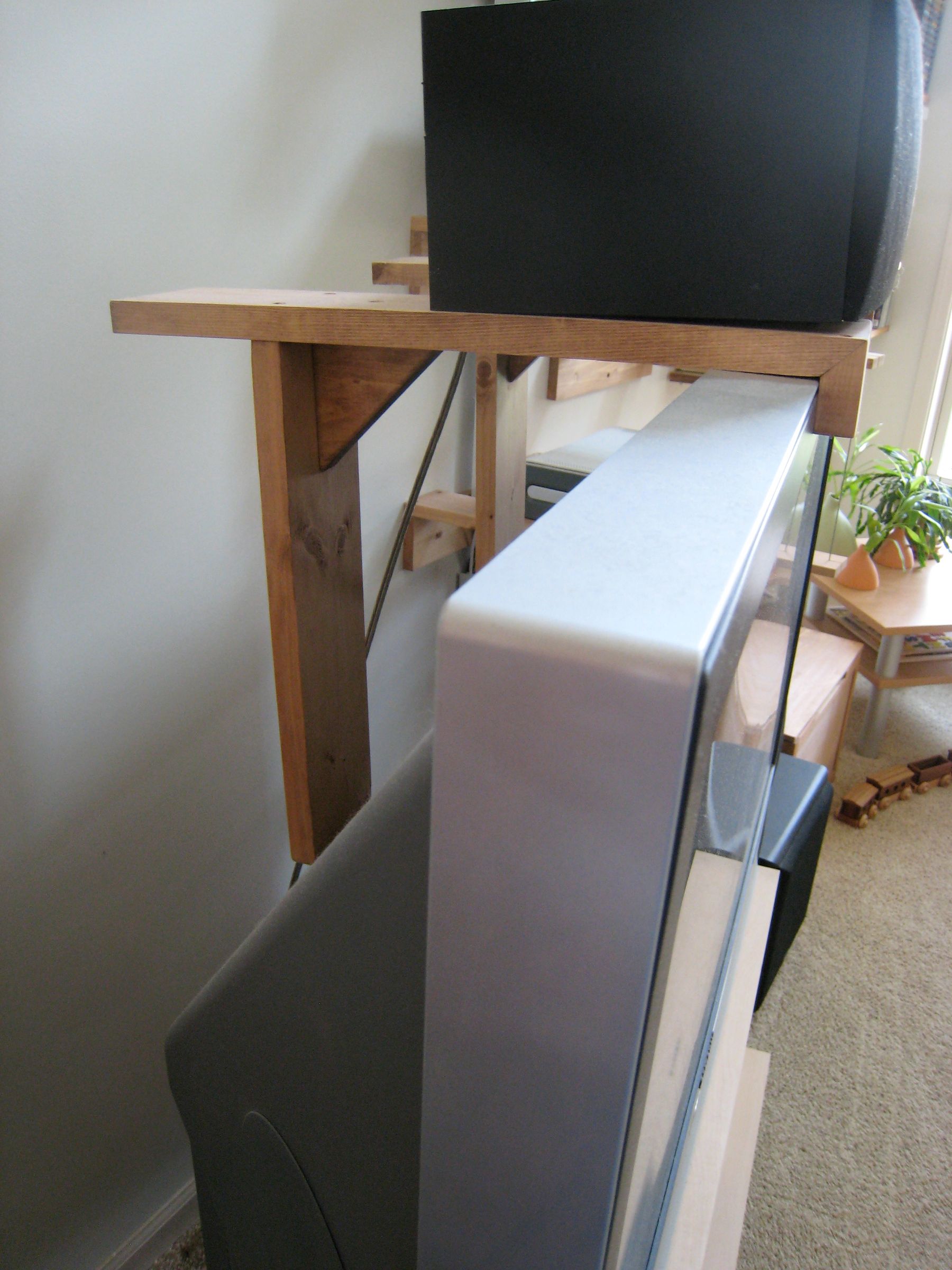 Industrial Looking TV Shelf / Ledge 3 Steps Instructables