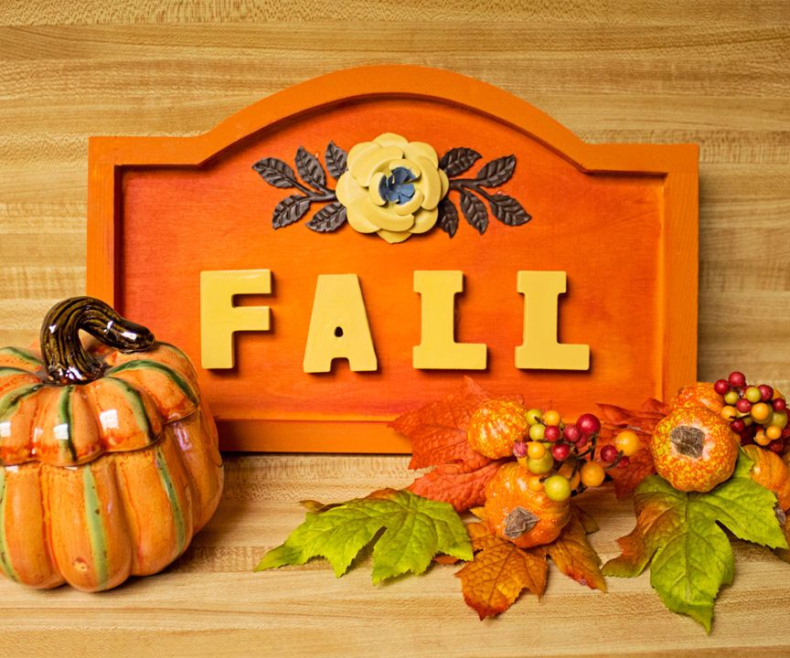 DIY guide for Decorative Fall Sign with step-by-step instructions