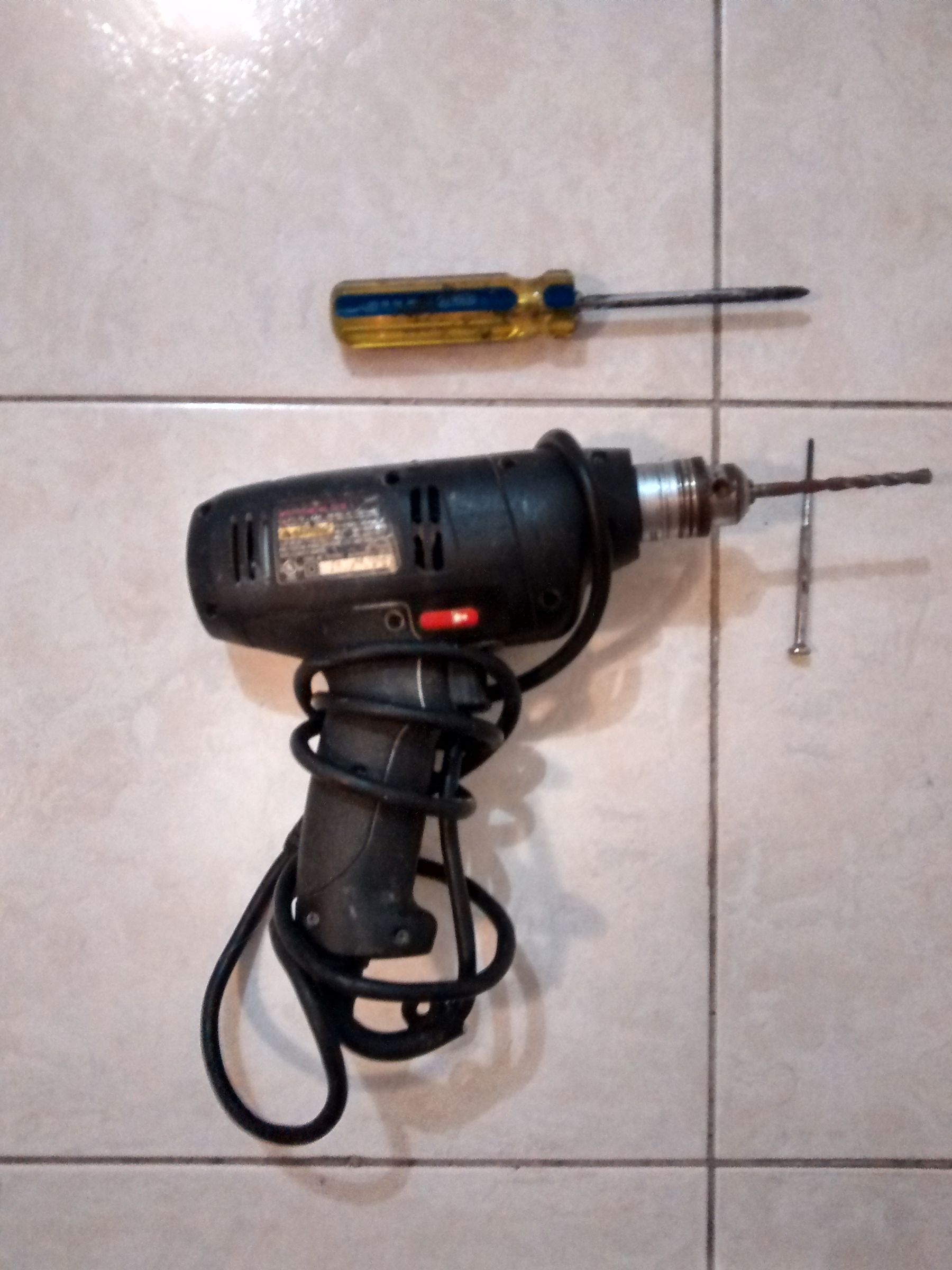 Drill Bit Without the Key 