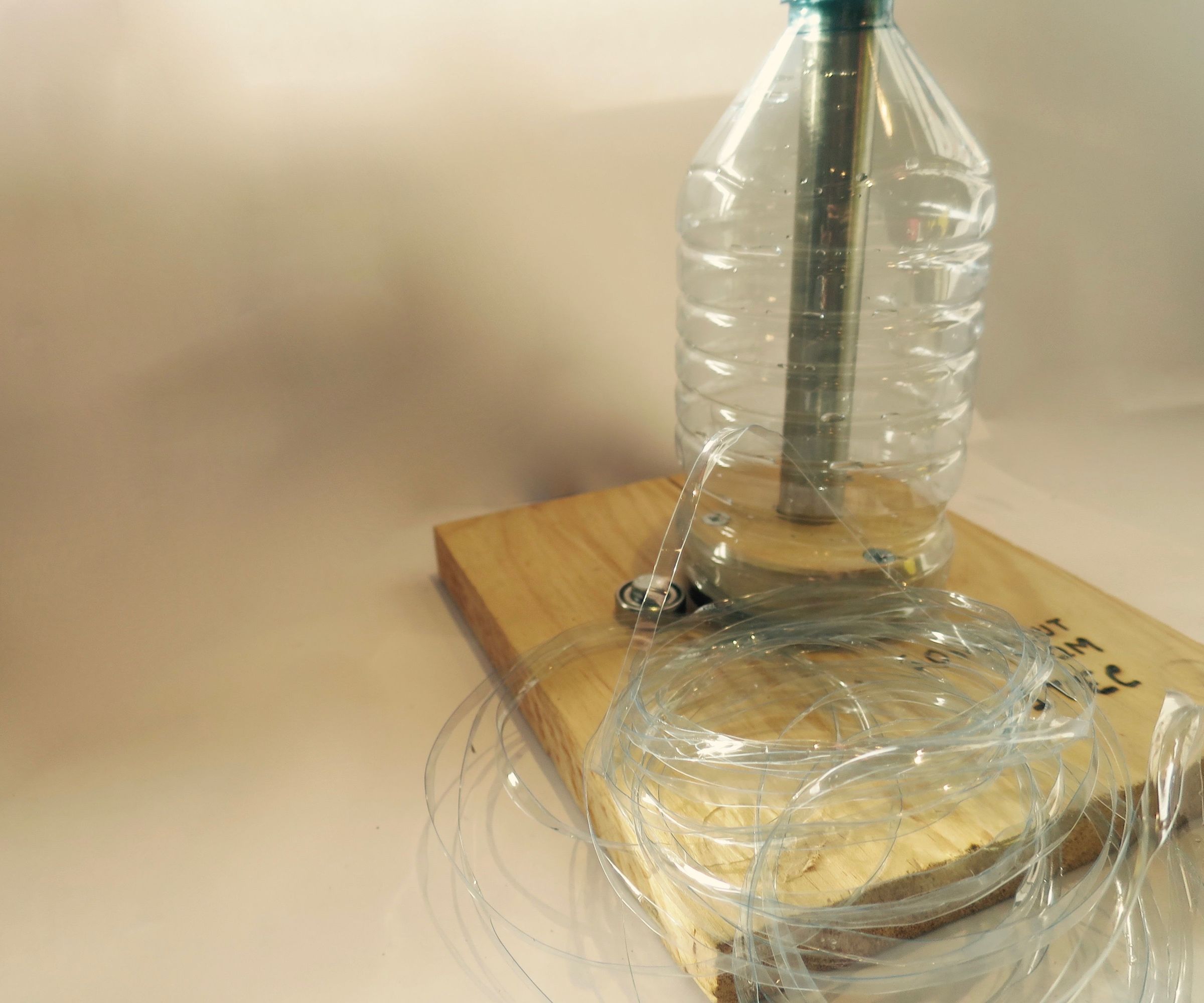 turn plastic bottles into string DIY Project DIY Project Image