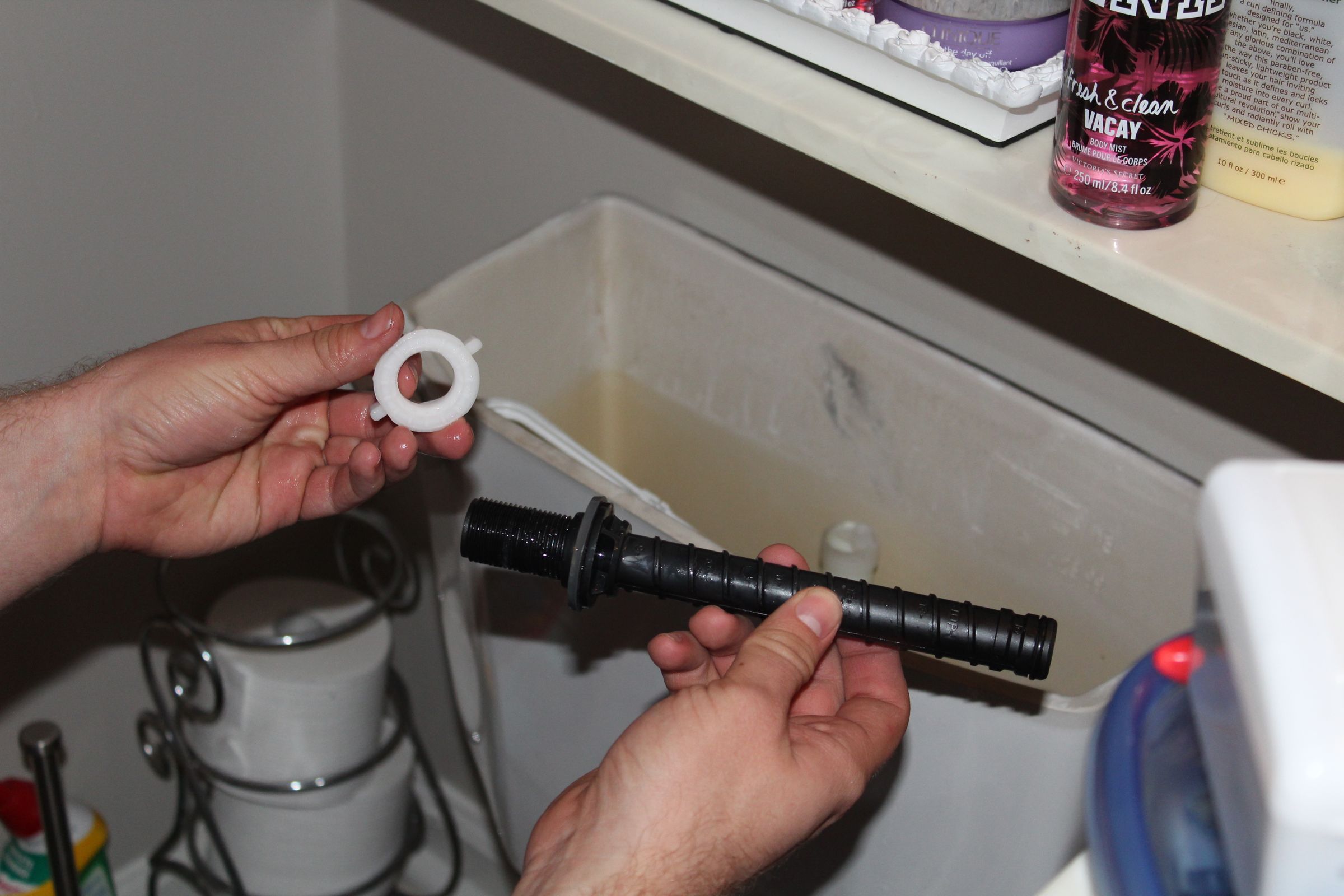 Replacing a Broken Toilet Flapper 8 Steps (with Pictures) Instructables