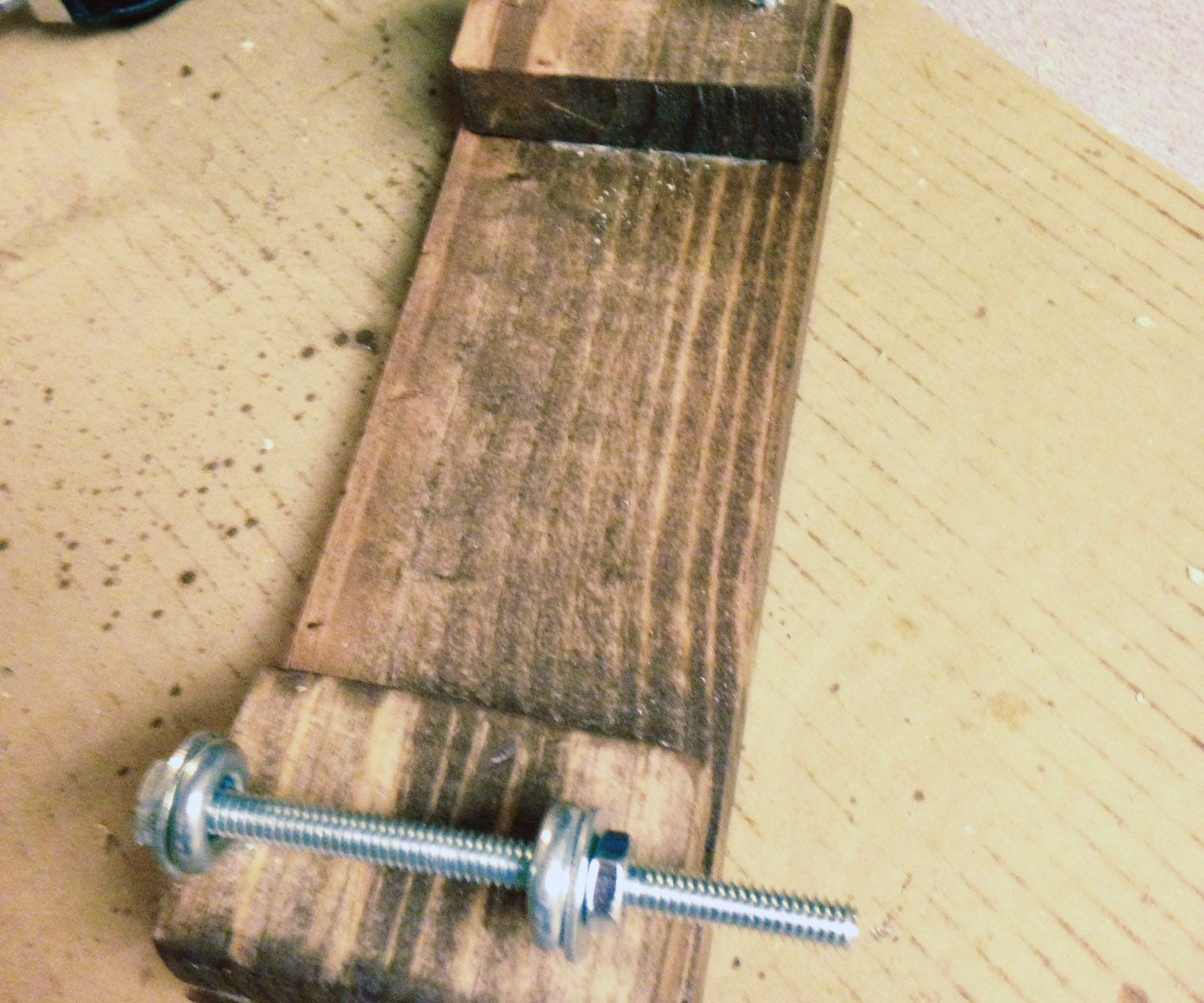 DIY guide for Mini-Beading Loom Travel-Size with step-by-step instructions